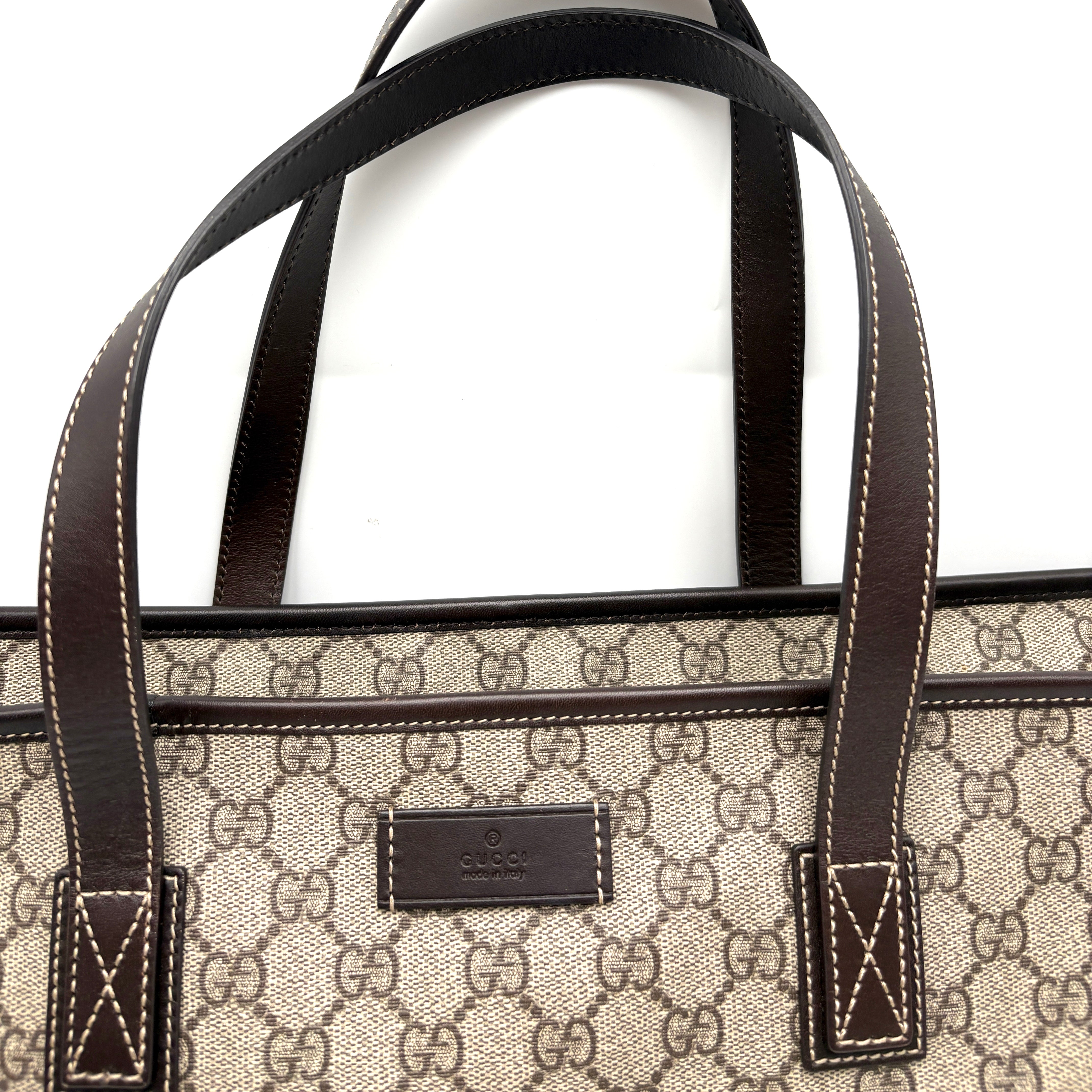 Gucci GG Supreme