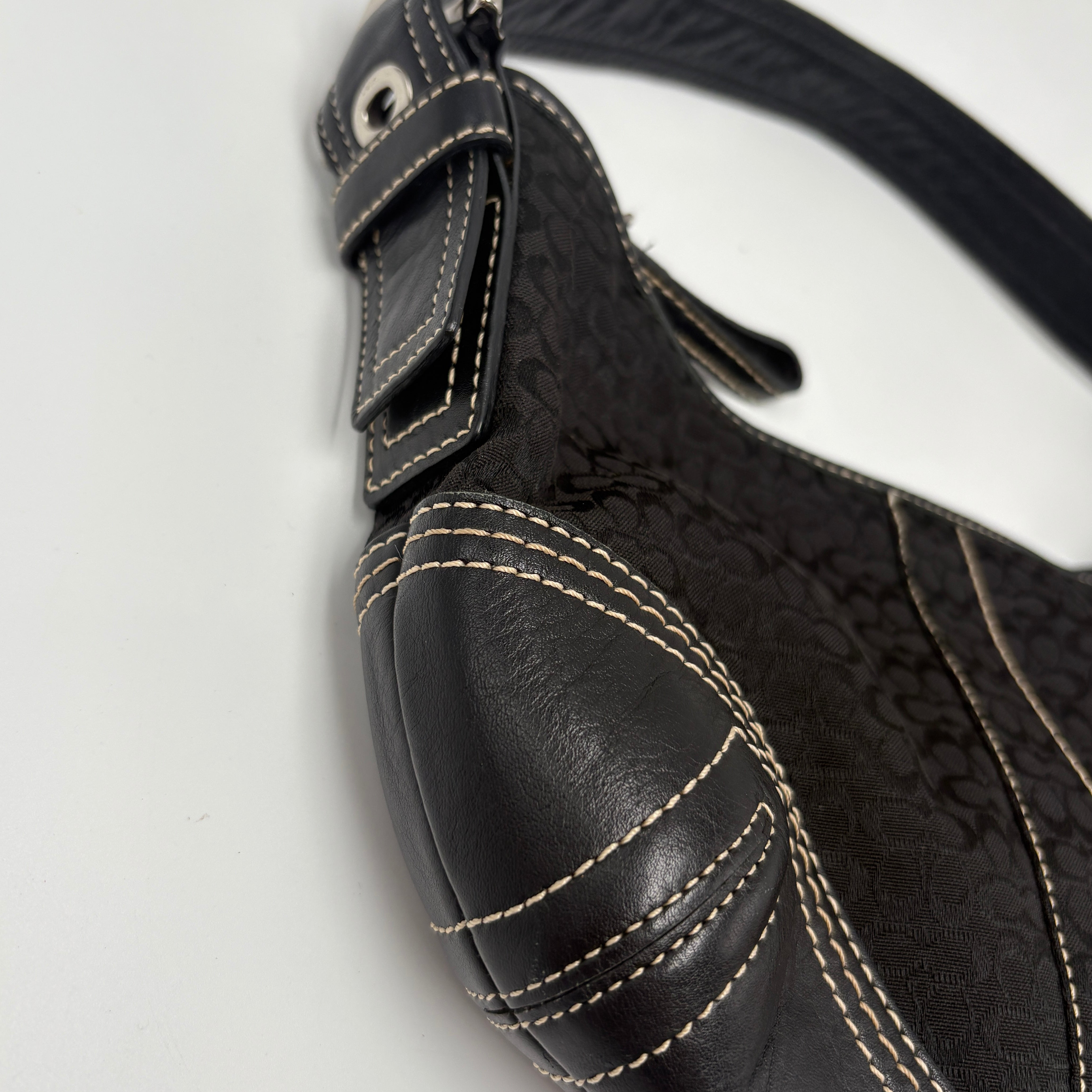 バッグ COACH One Shoulder bag Signature black Coach Signature Black shoulder bag