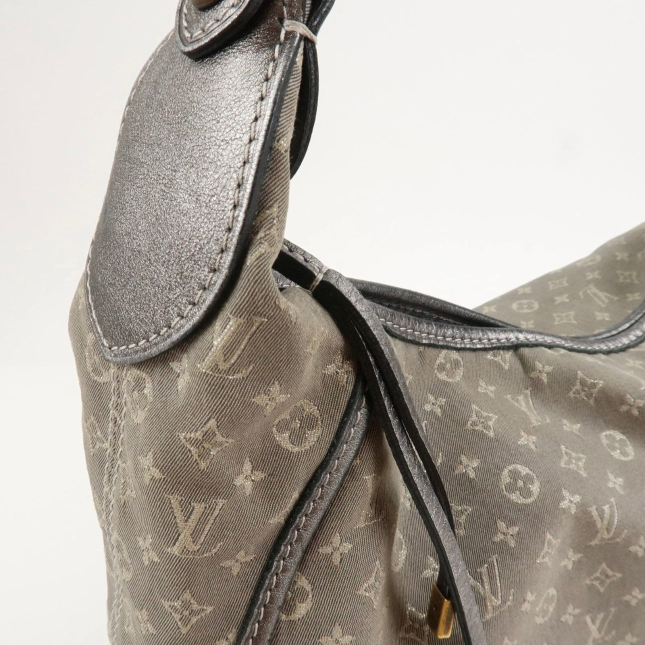 Louis Vuitton Monogram Mini Lin Manon MM ShoulderBag Platine