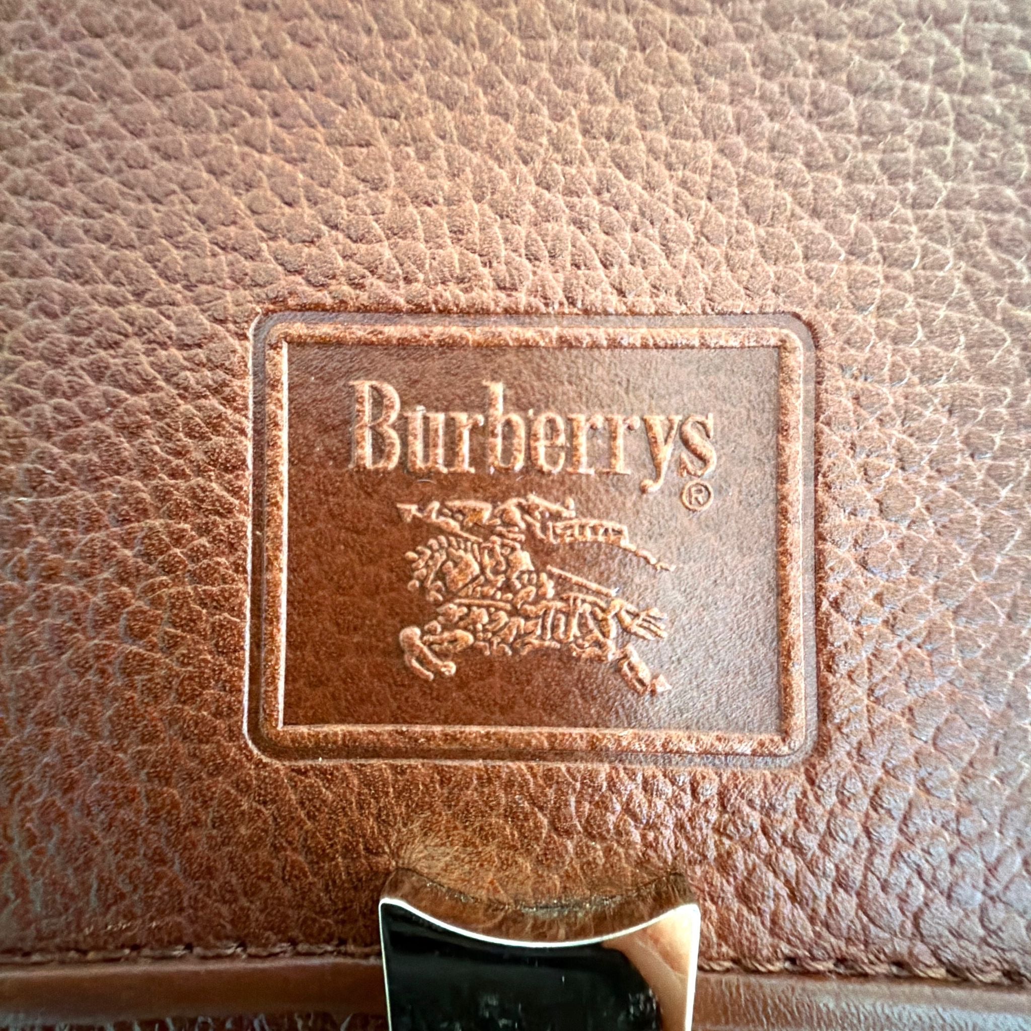 Burberry top Handel vintage bag