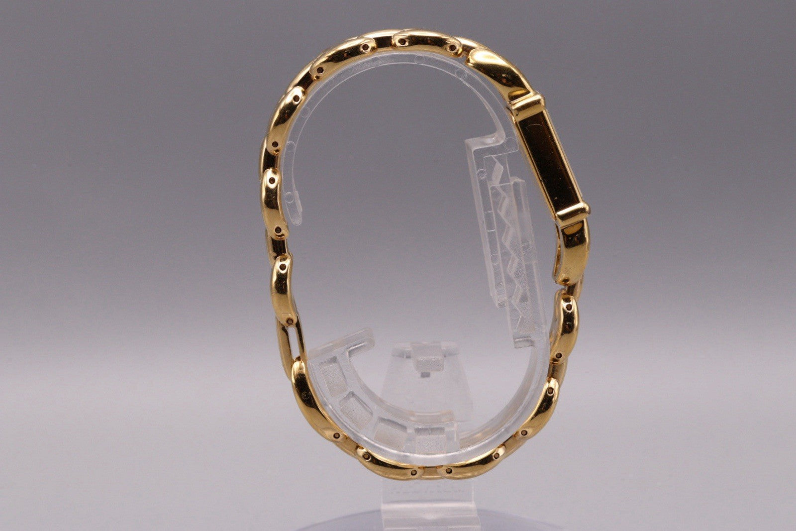 Gucci 1800L Watch - Gold, Stainless Steel