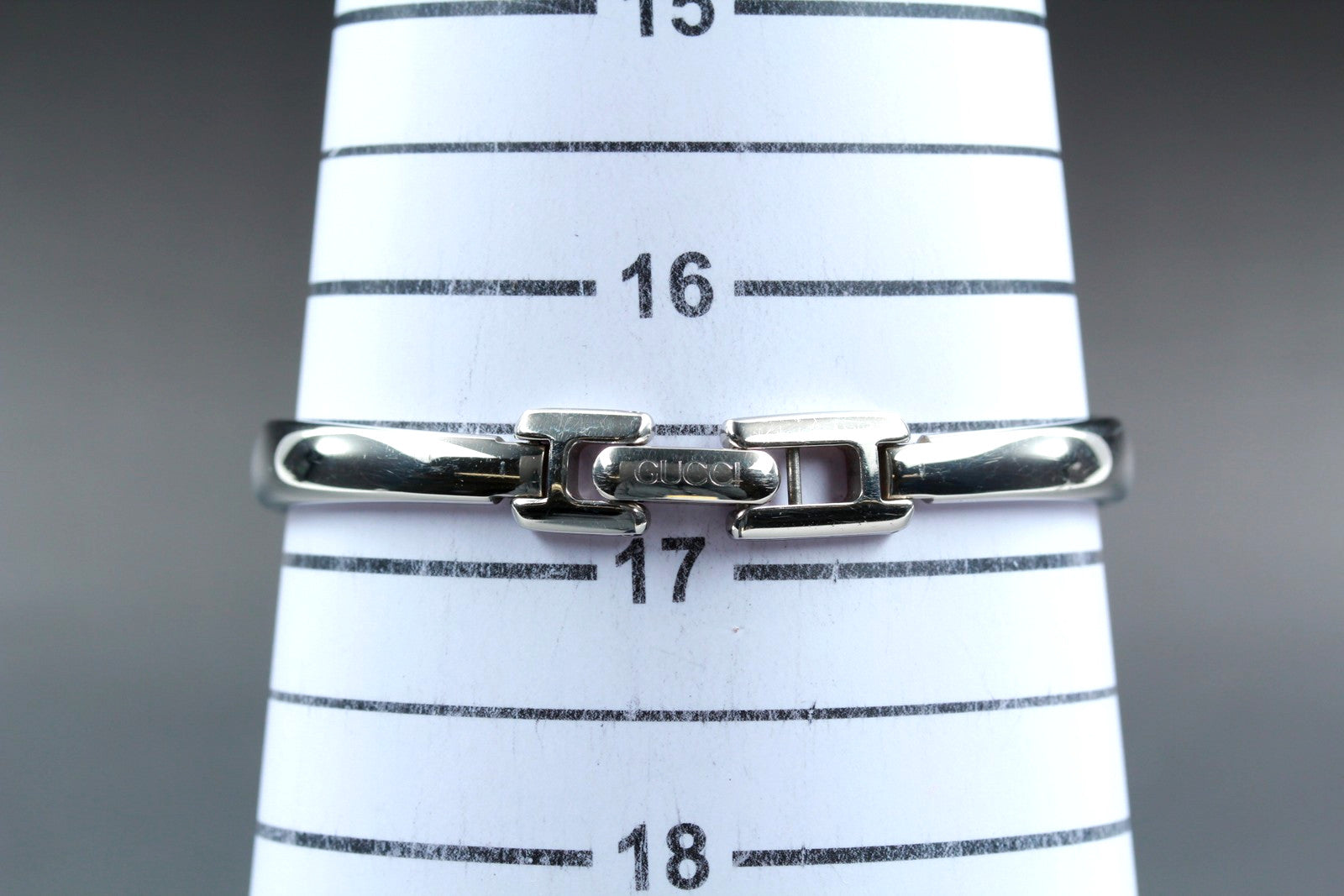 Gucci 1400L Watch - Black, Stainless Steel 