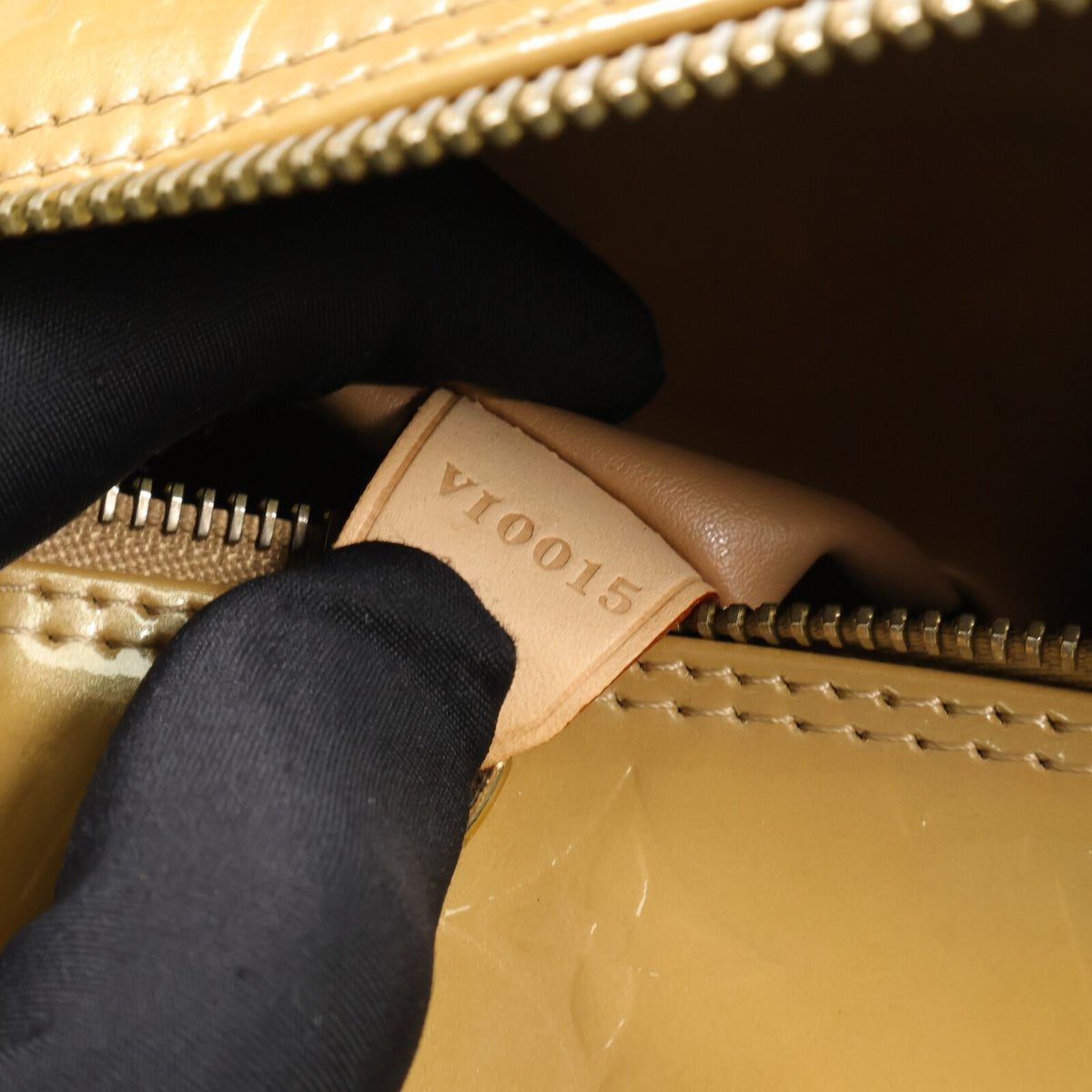 Louis Vuitton Bedford Shoulder Bag - Yellow, Patent Leather