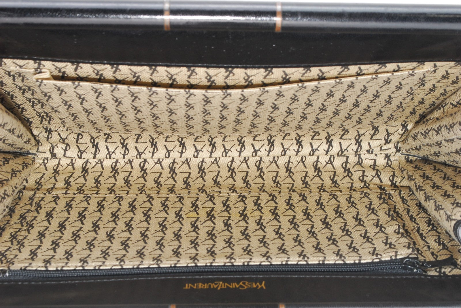 Saint Laurent Yves Saint-Laurent Clutch Bag - Black, Leather 