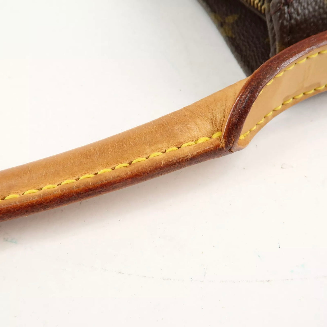 Louis Vuitton Looping GM