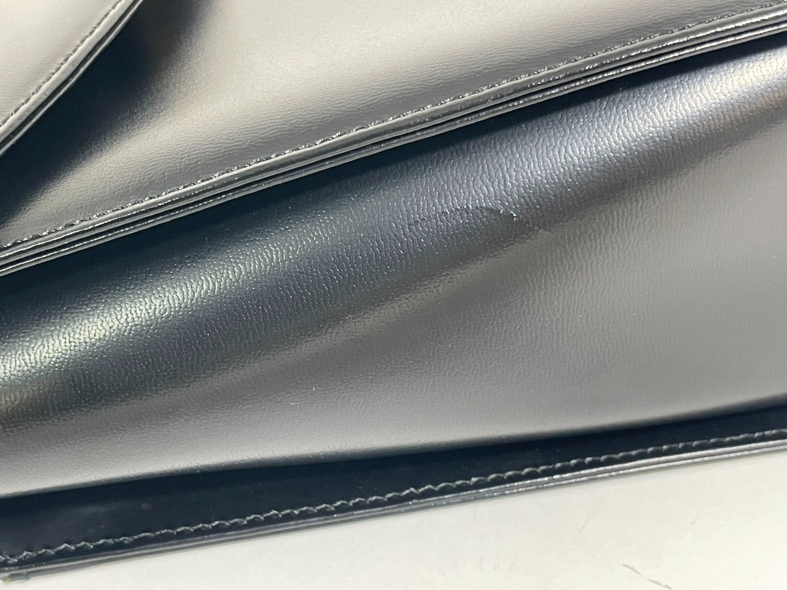 Saint Laurent Leather Handbag - Black, Leather
