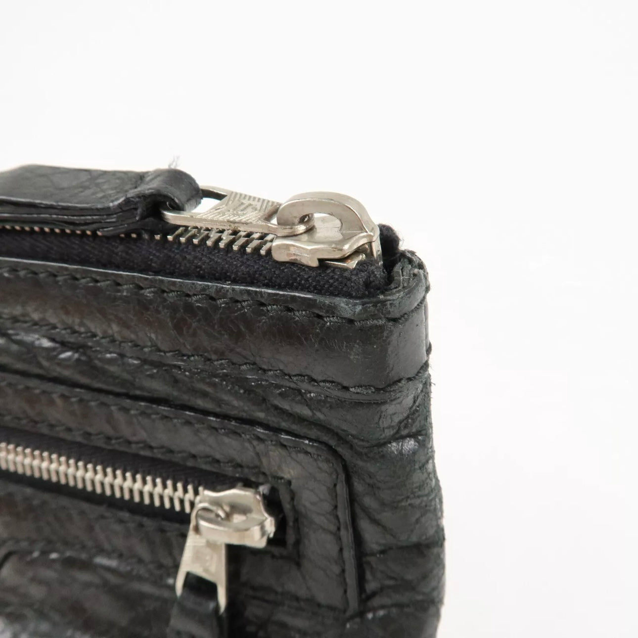 Baleciaga Leather Classic Clip M Clutch Bag