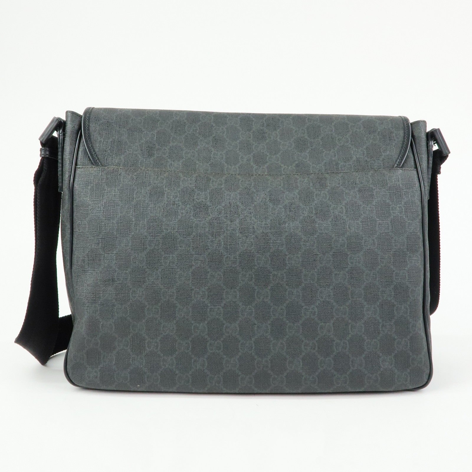 GUCCI GG Supreme Leather Shoulder Bag Crossbody Bag Black