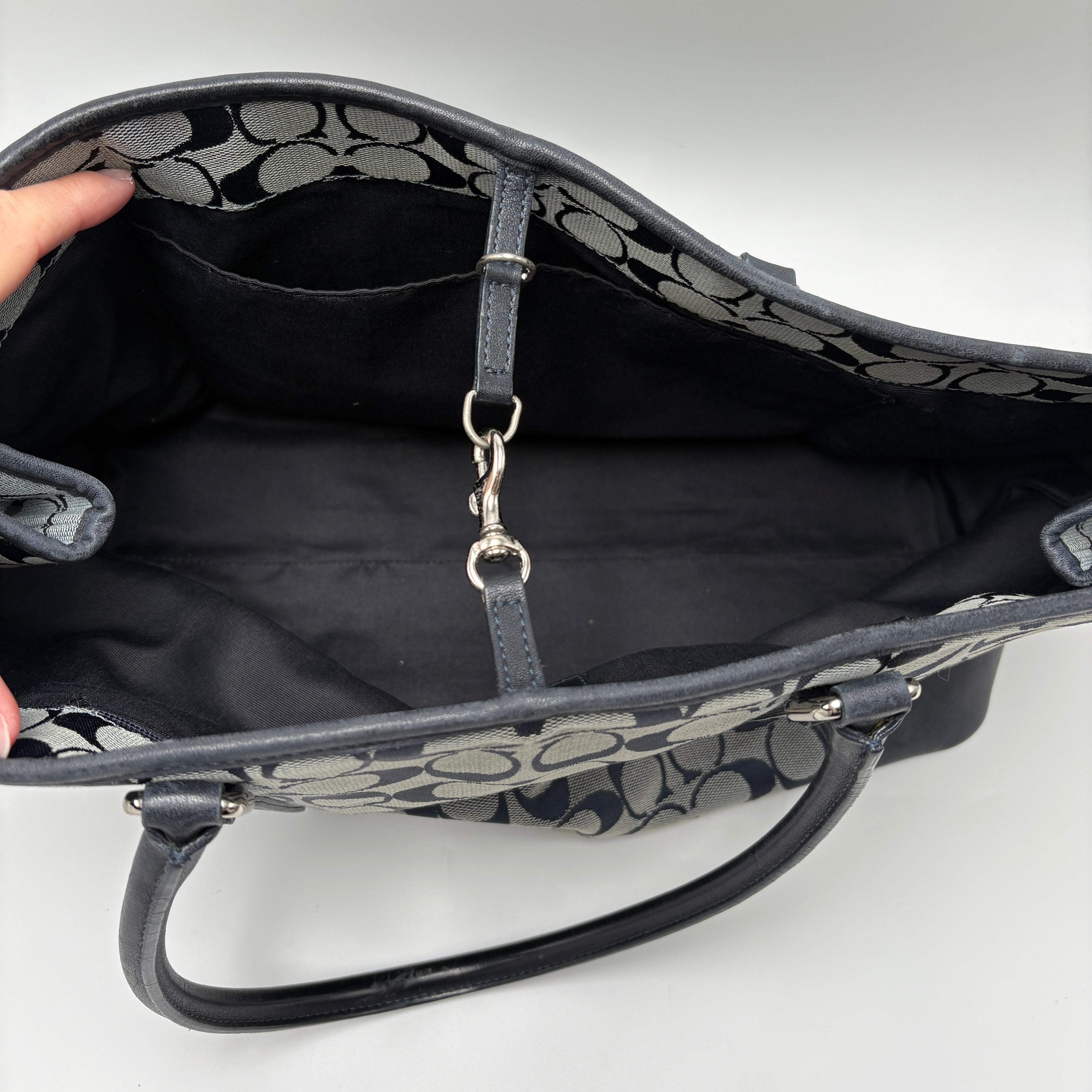 Coach Signature