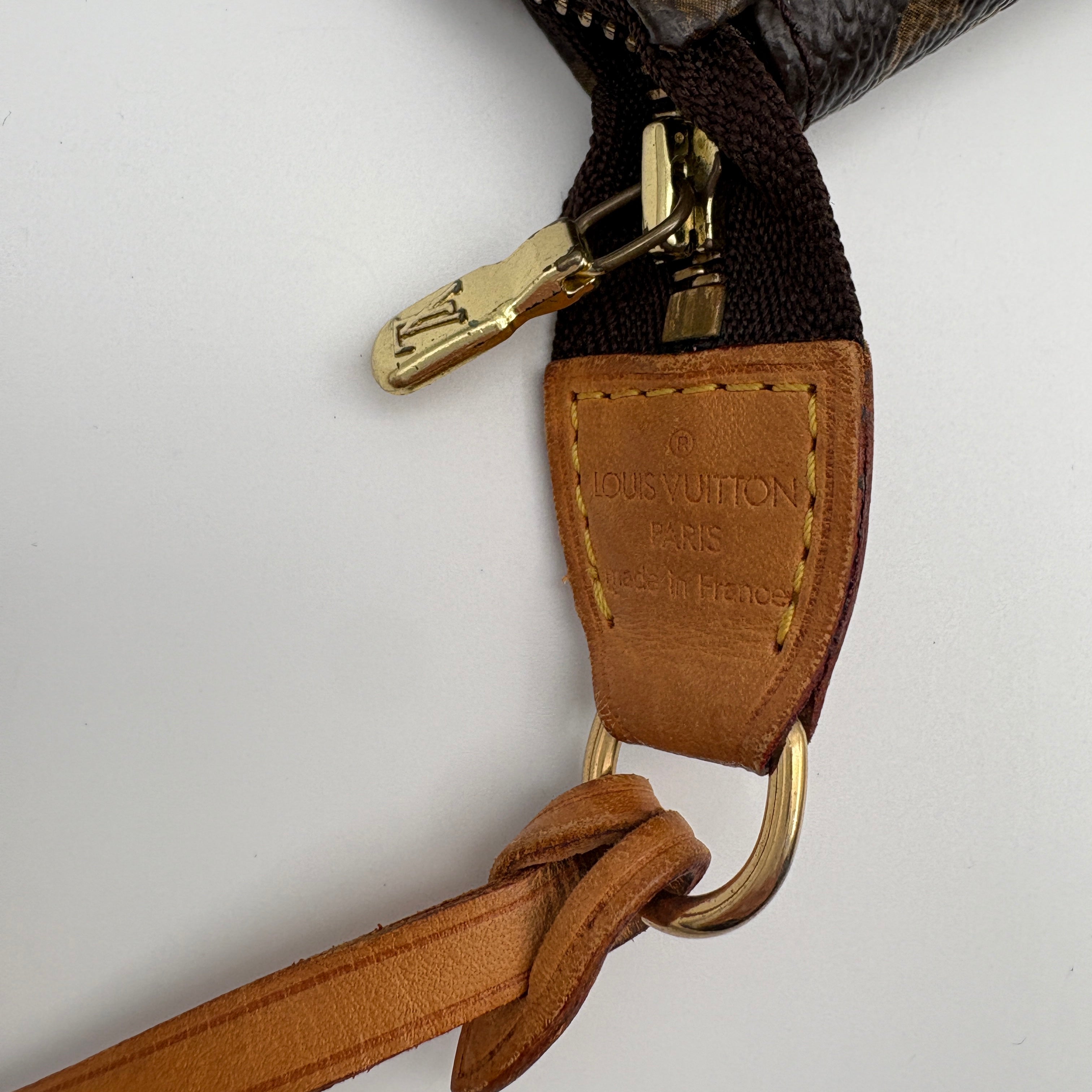 Louis Vuitton Pochette accessoires