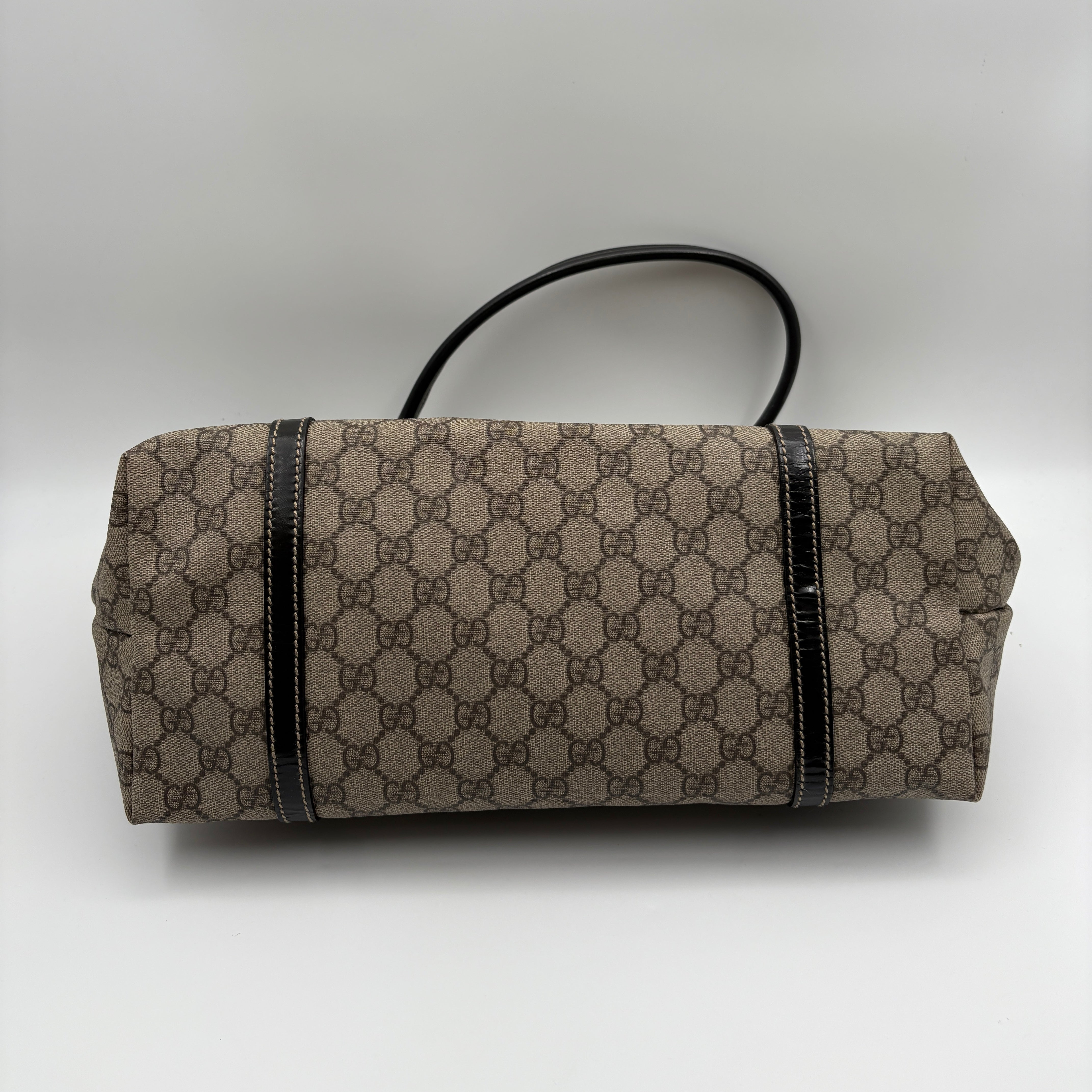 Gucci GG Supreme Bag Tote Bag