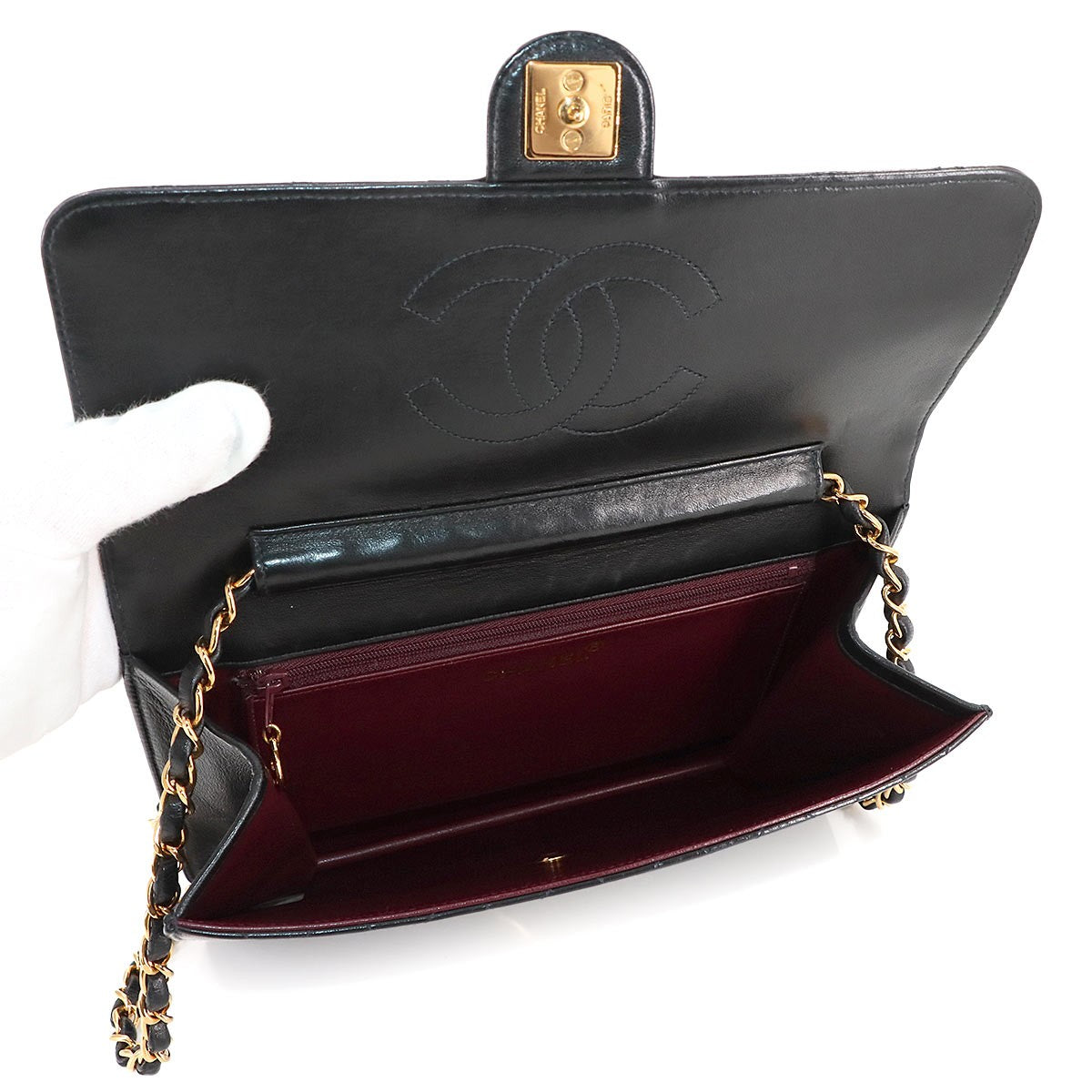 CHANEL Matelasse Chain Shoulder Bag - Black, Leather