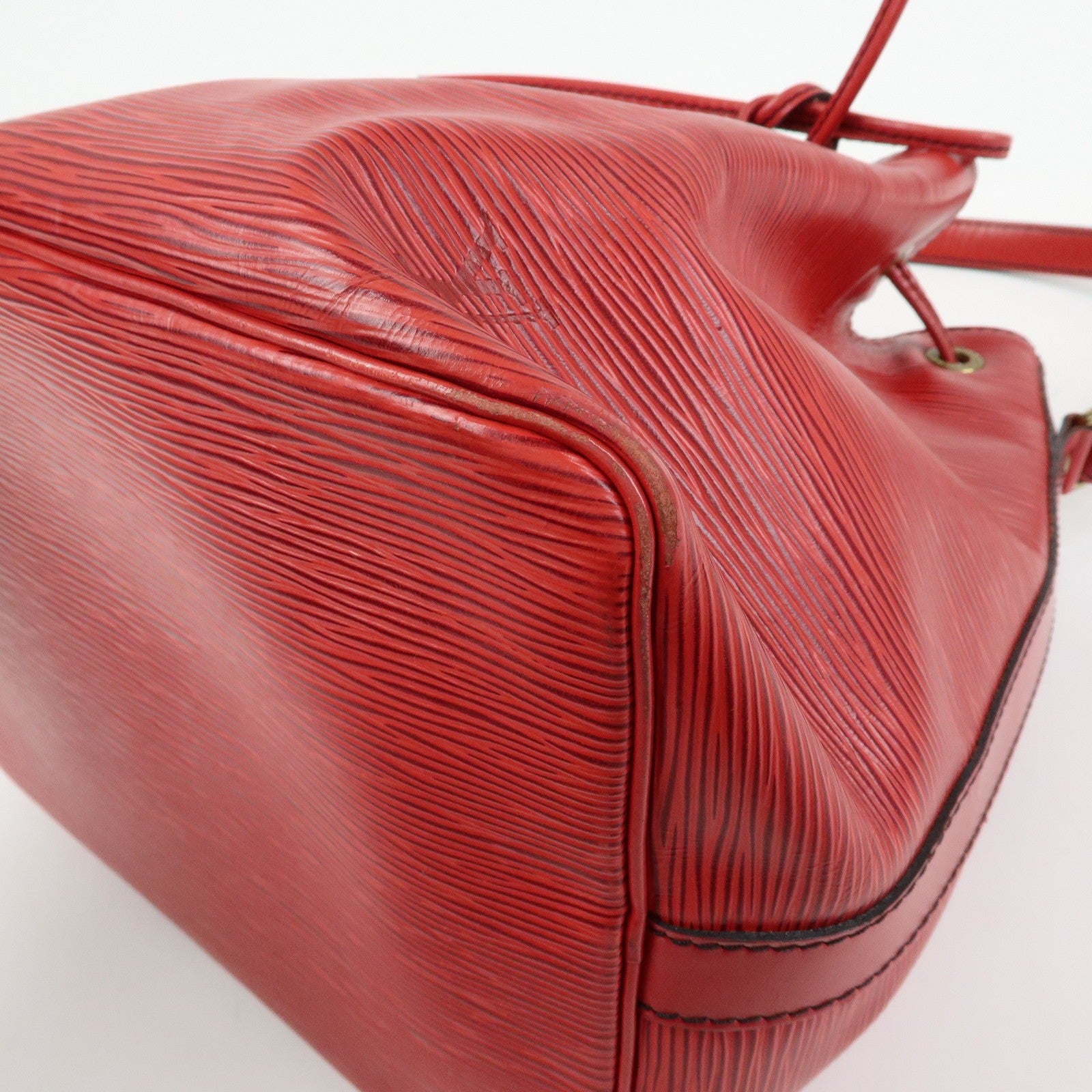 Louis Vuitton Epi Petit Noe Shoulder Bag - Castilian Red, Epi Leather