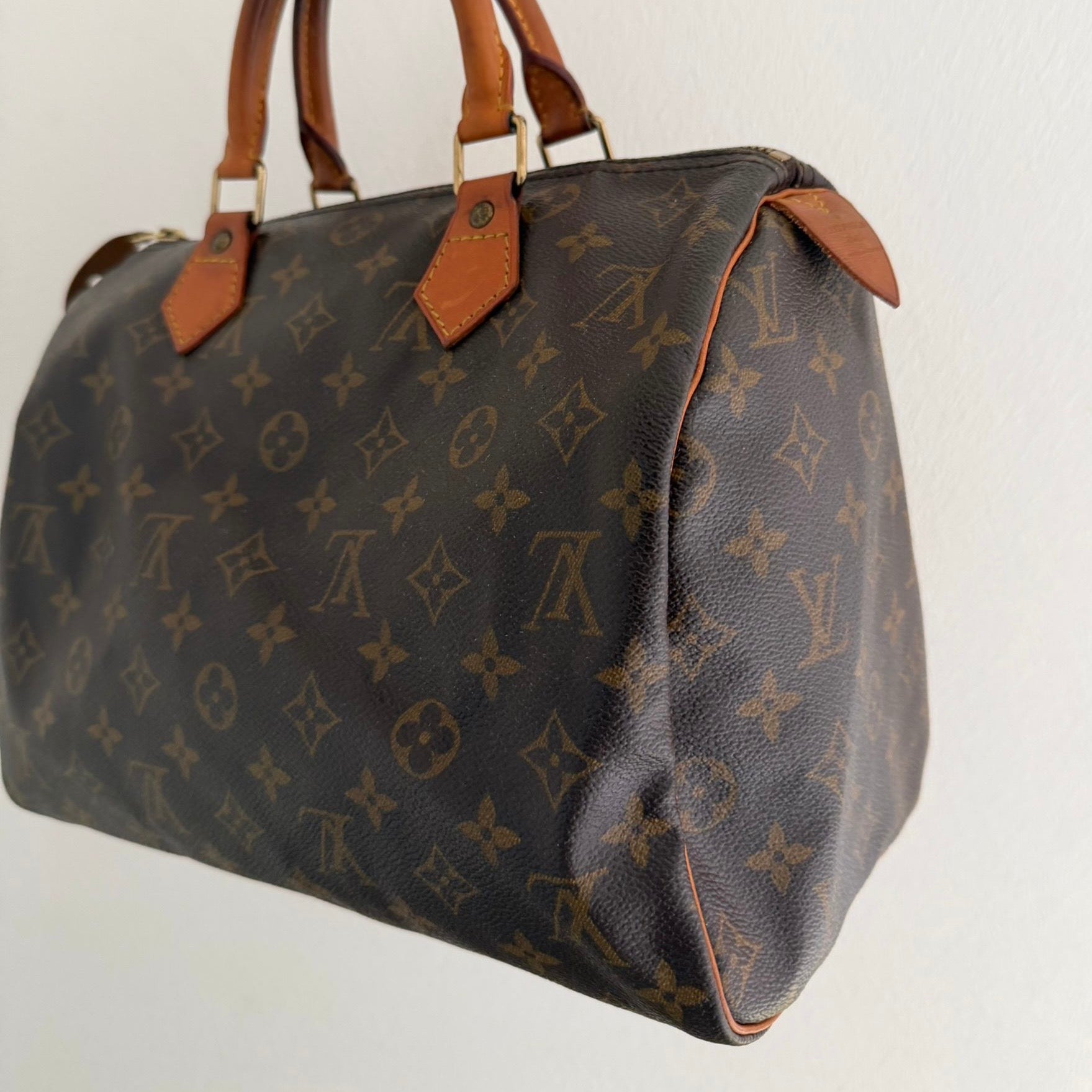 Louis Vuitton Speedy 30