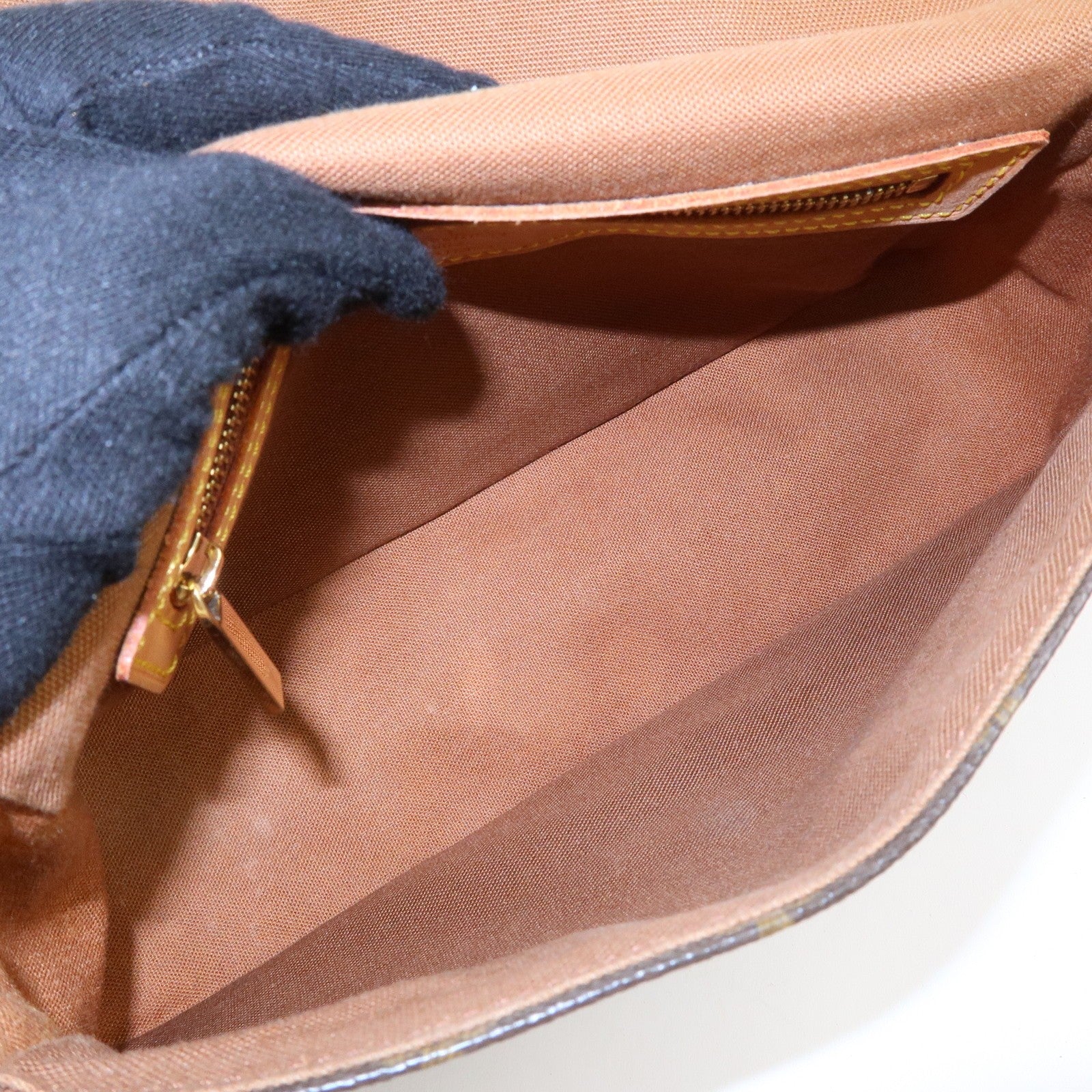 Louis Vuitton Mini Looping Shoulder Bag - Brown, Monogram Canvas- סופר מבוקש!