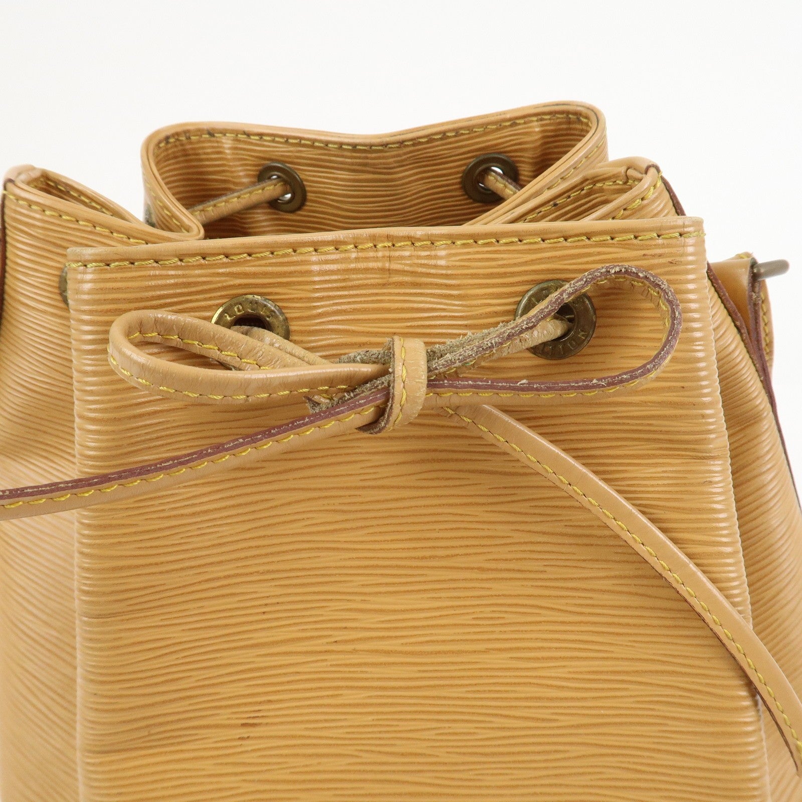 Louis Vuitton Epi Petit Noe Shoulder Bag - Beige, Epi Leather