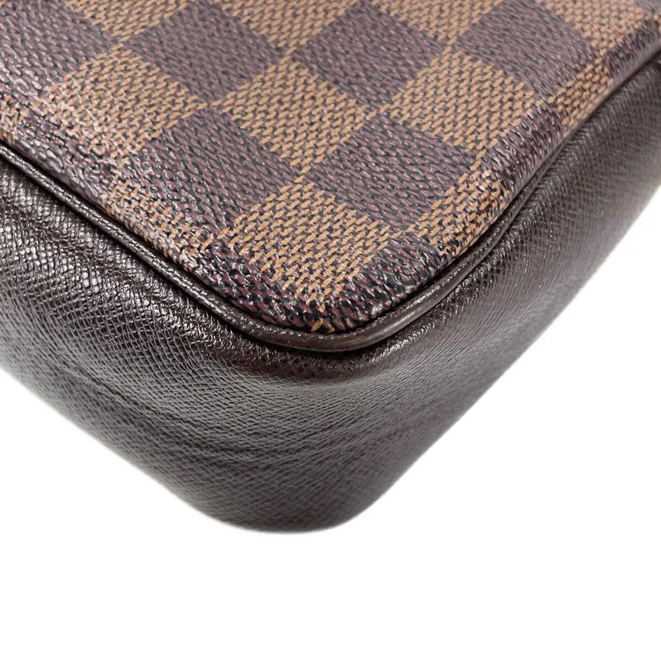 Louis Vuitton Damier Trousse Leather bag