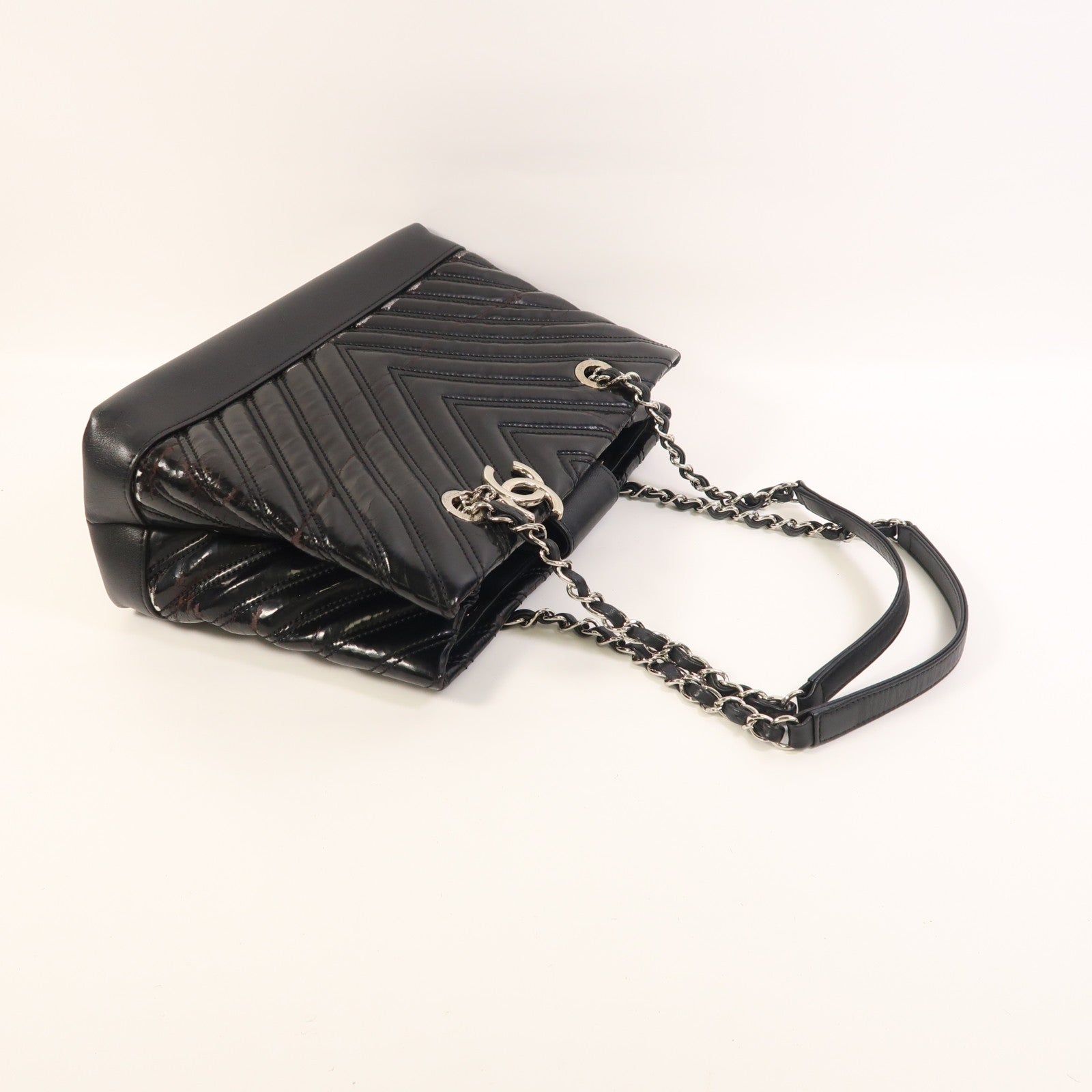 Chanel CC SHW Chain Shoulder Bag - Black, Leather