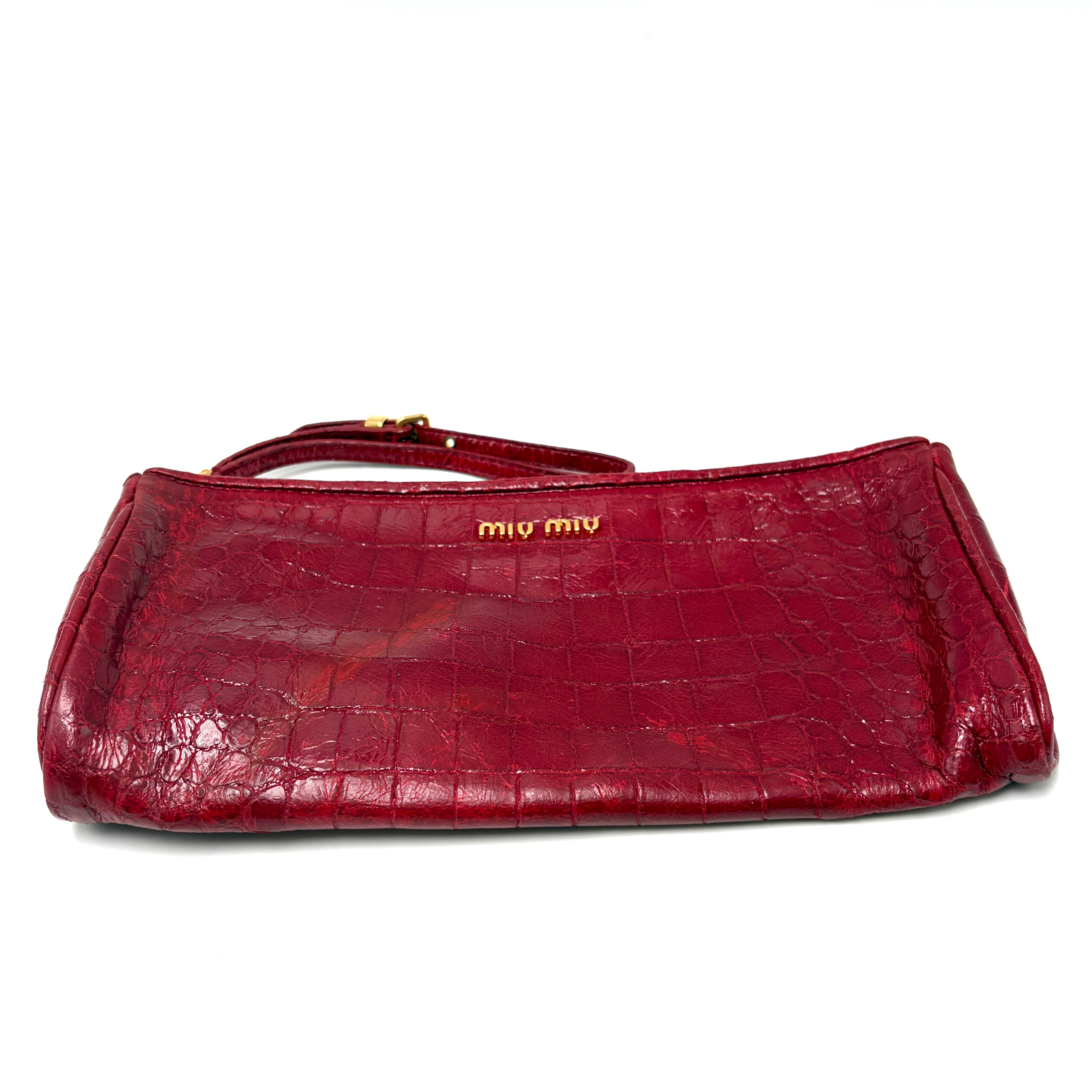 MIU MIU red clutch Croco