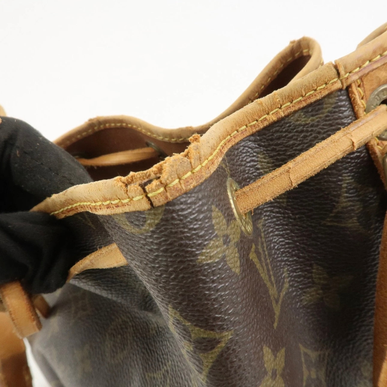 Louis Vuitton Monogram Petit Noe