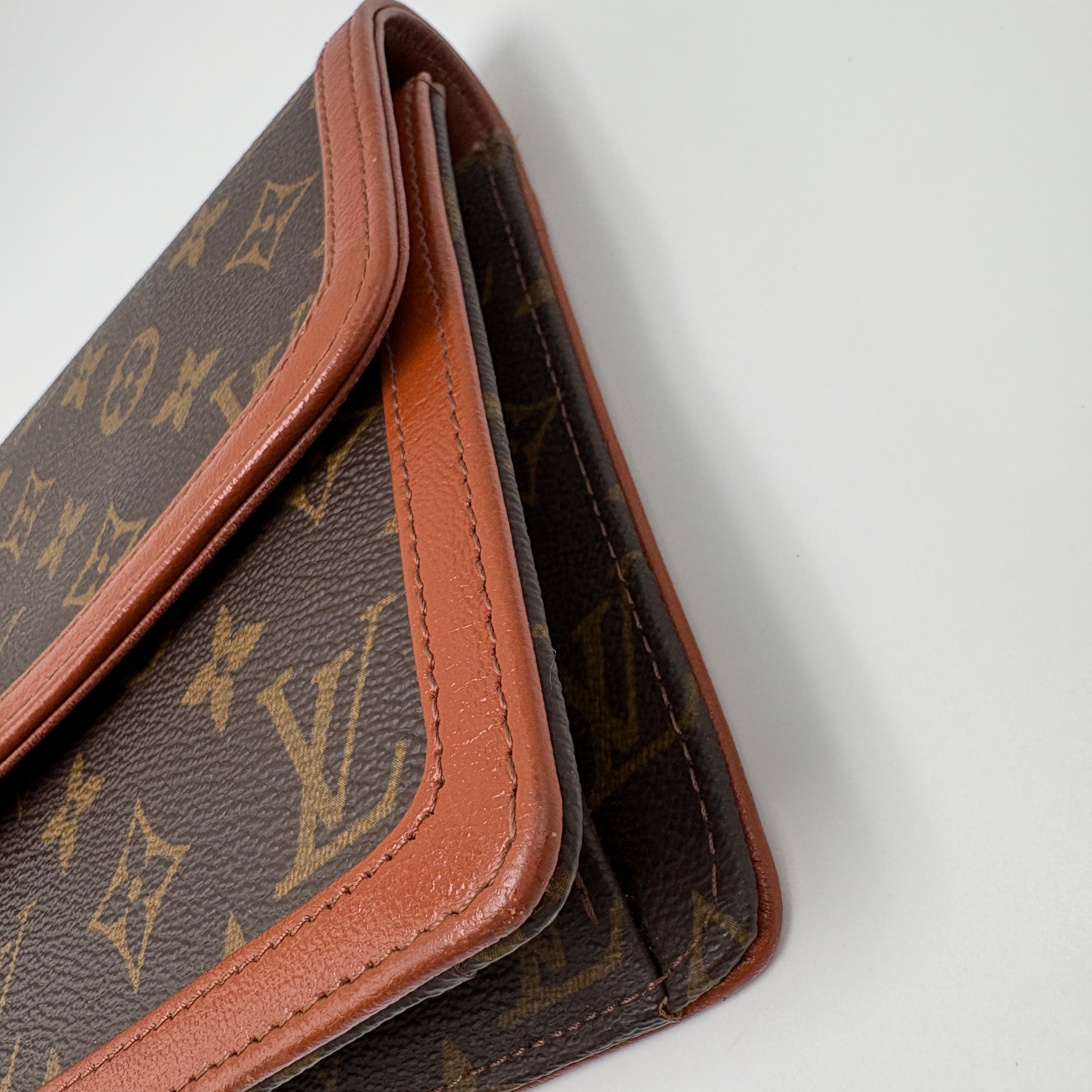 Louis Vuitton Monogram Pochette Dame GM Clutch Bag