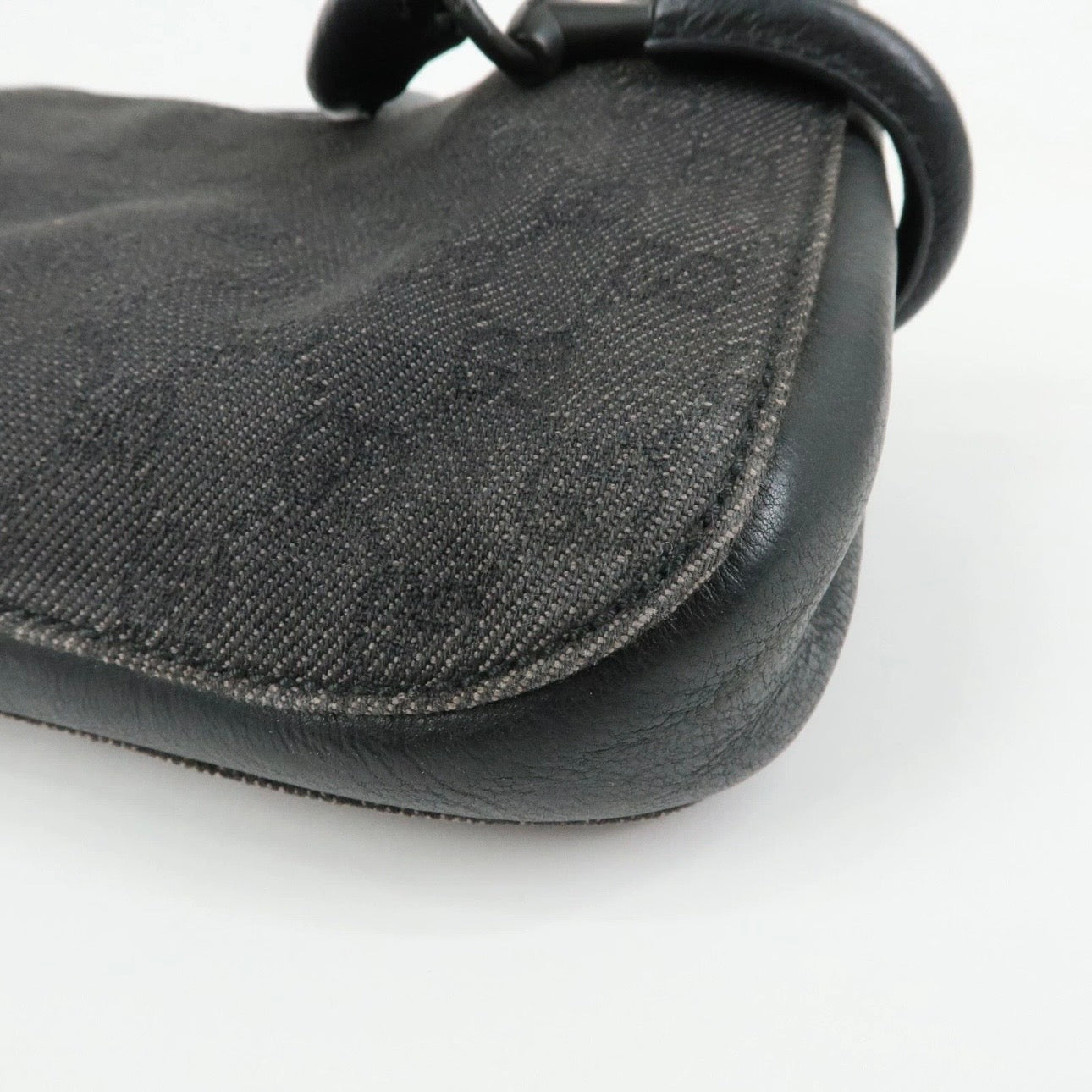 Gucci GG Denim Shoulder bag