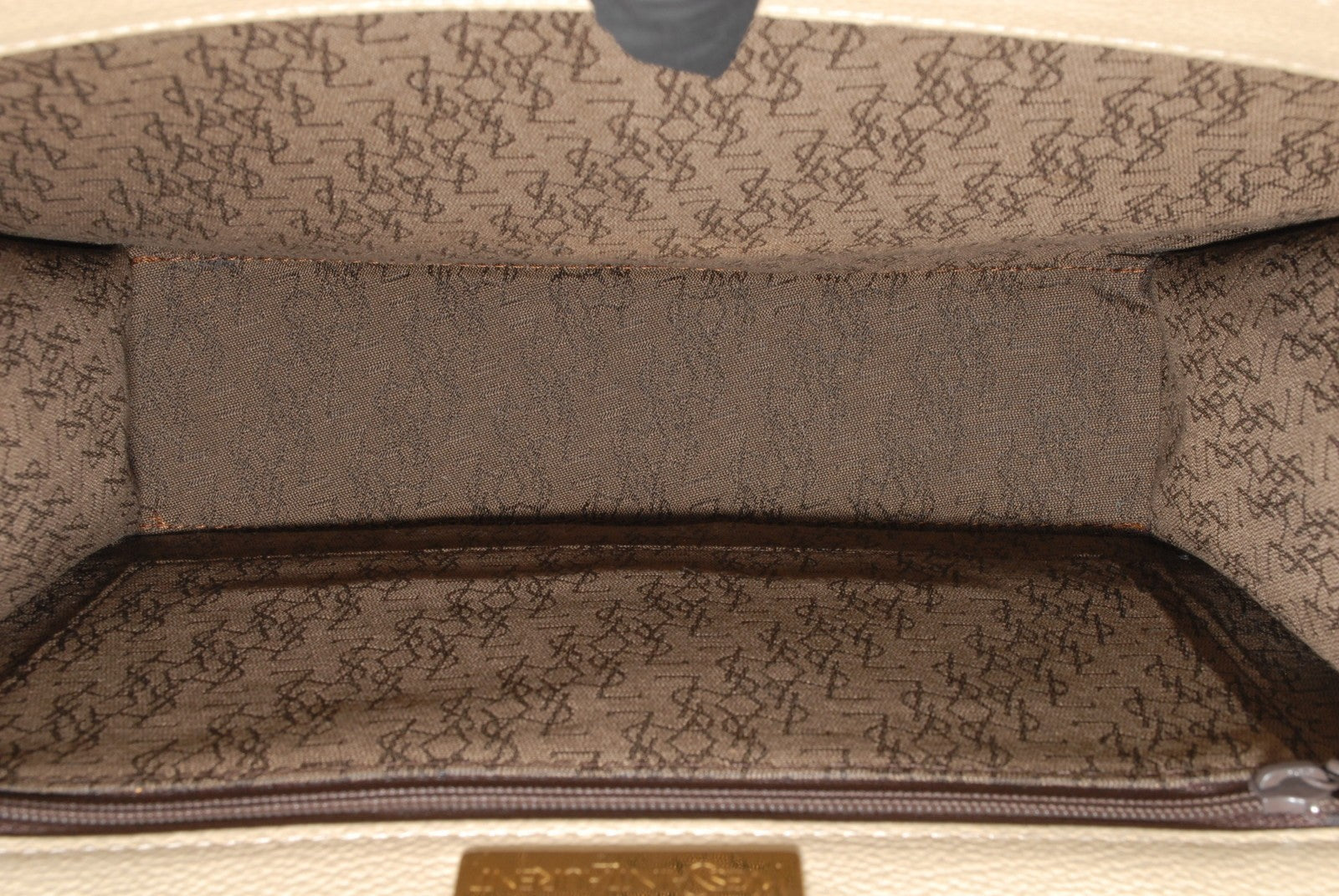 Yves Saint Laurent YSL Hand Shoulder Bag - Ivory, Leather