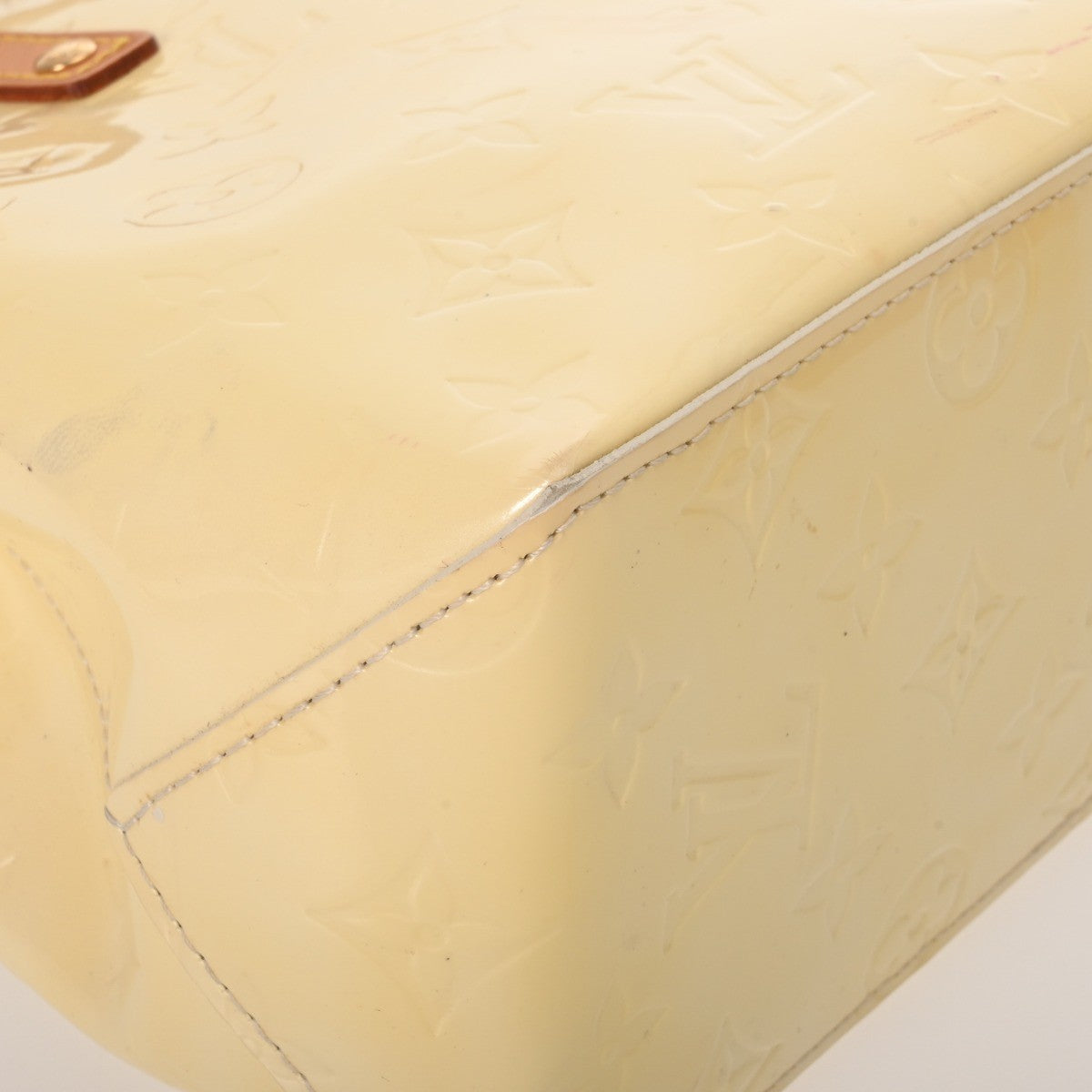 Louis Vuitton Reed PM Handbag - White, Monogram Vernis