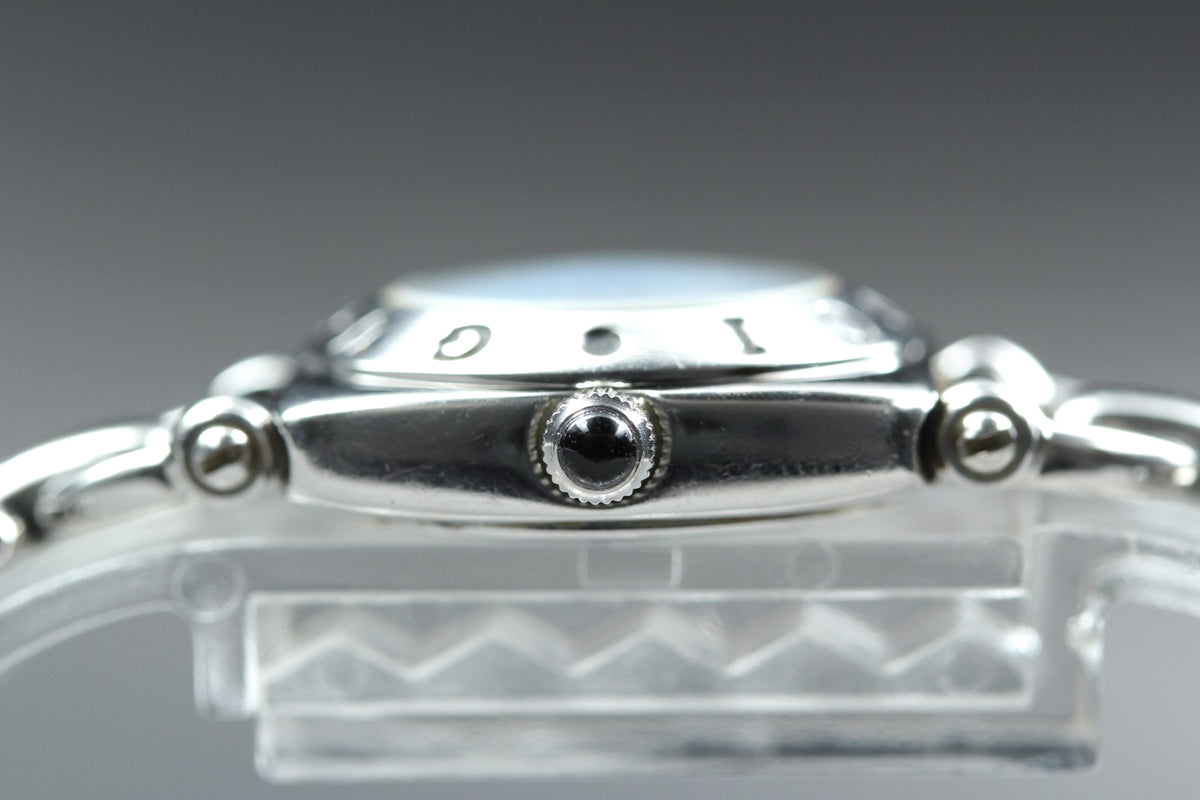Gucci 6400L Wristwatch - Silver, Stainless Steel