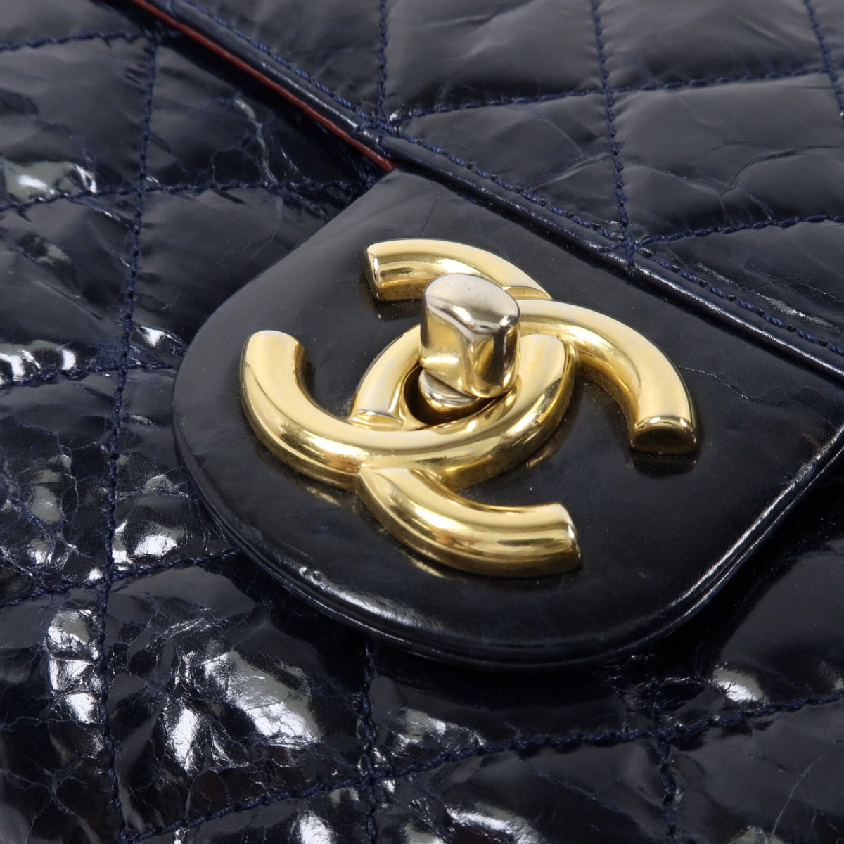 Chanel CC Chain Shoulder Bag - Blue, Calfskin Leather- מגיע עם כרטיס ושקית אבק