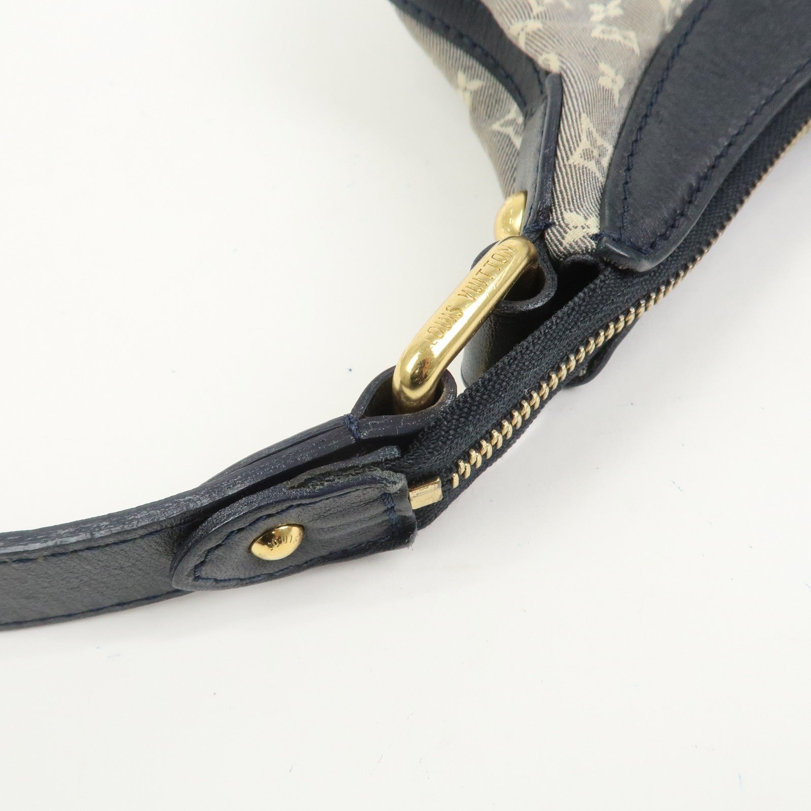 Louis Vuitton Shoulder Bag - Ancre, Monogram Idylle Canvas