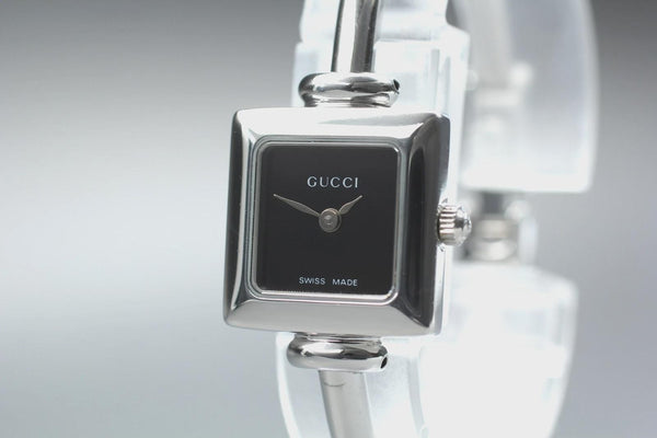 Gucci 1900L Wristwatch - Silver, Stainless Steel