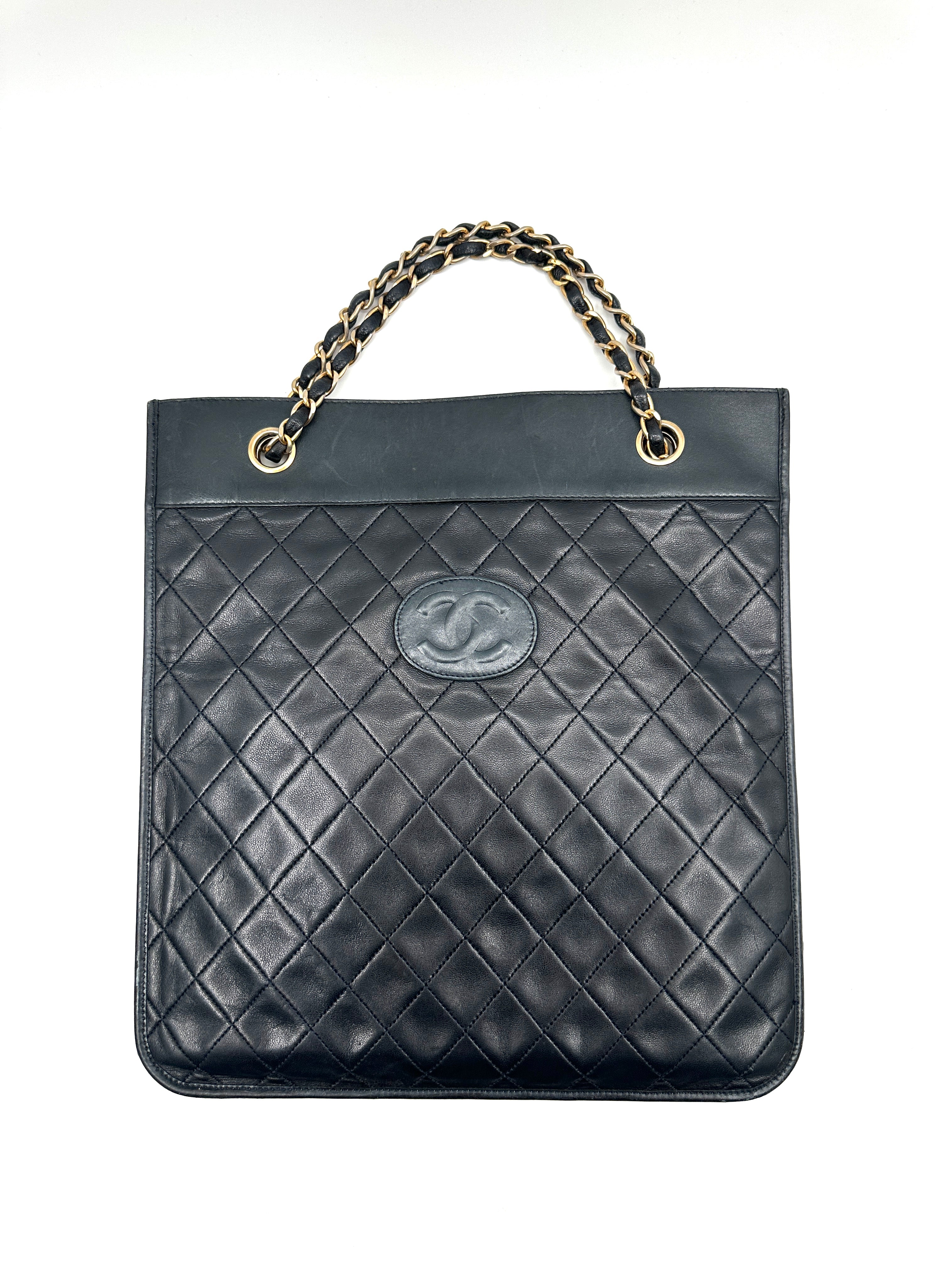 Matelasse Chain Tote Bag Leather Black