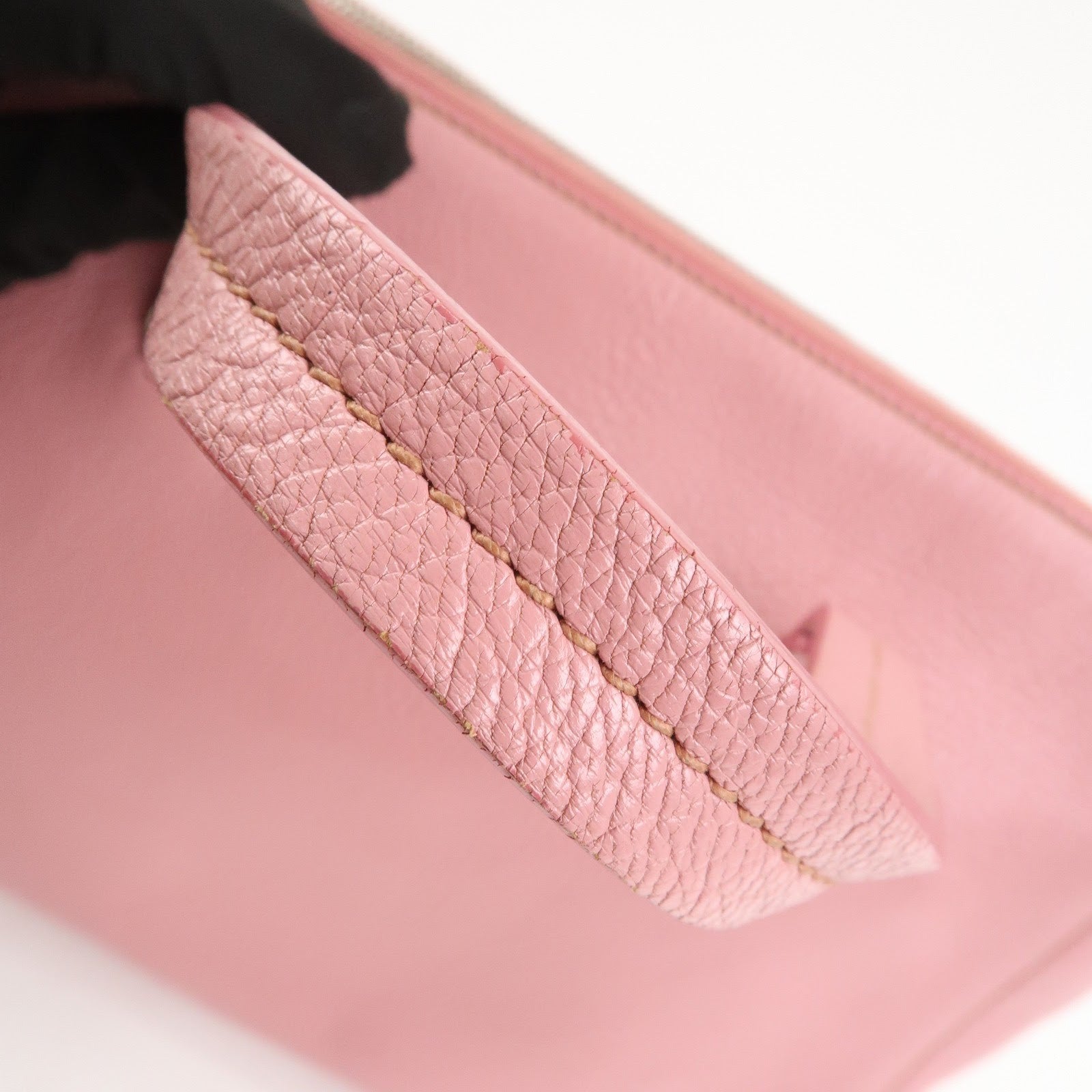 Miu Miu Logo Madras Hand Bag - Pink, Leather 