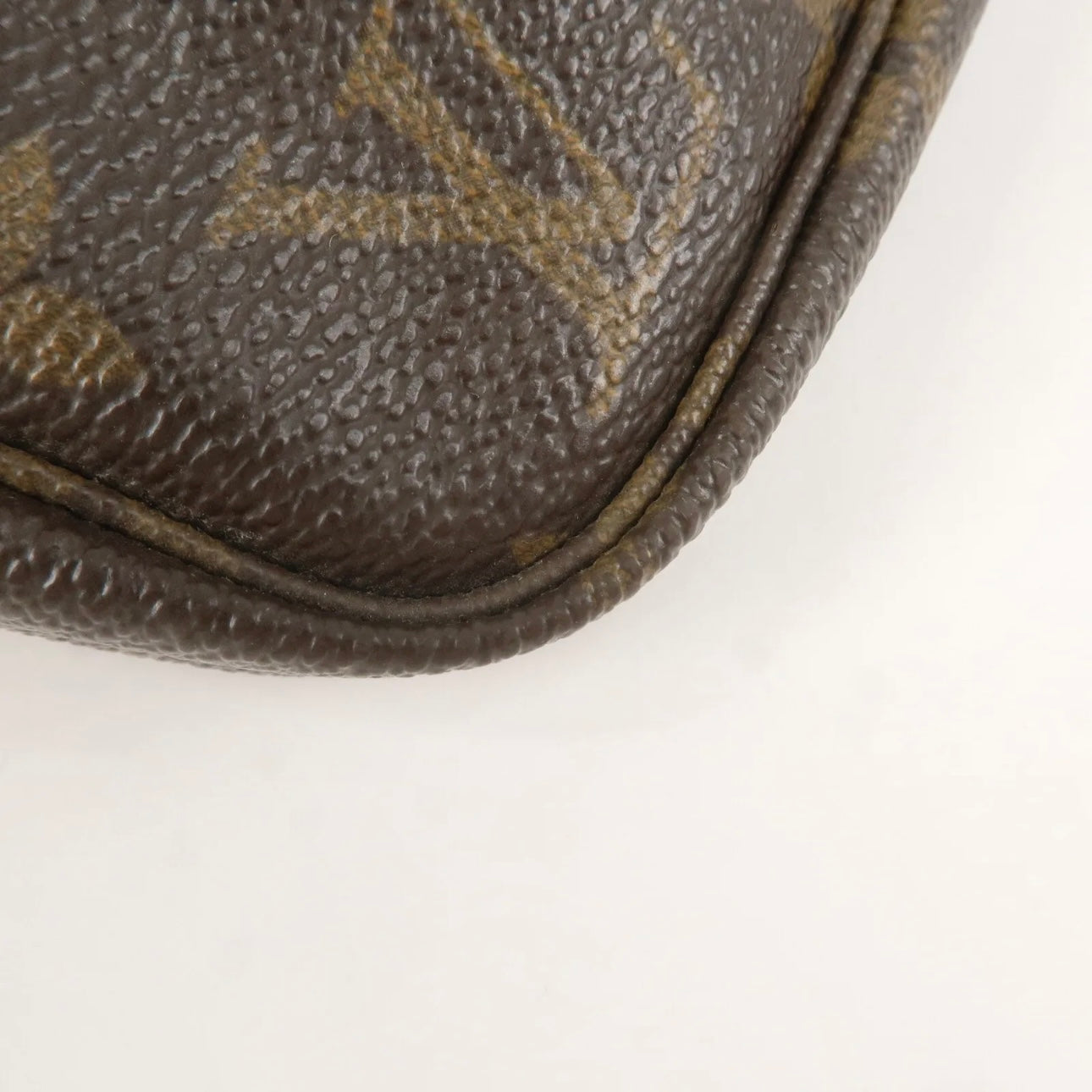 Pochette Accessoires Hand Bag