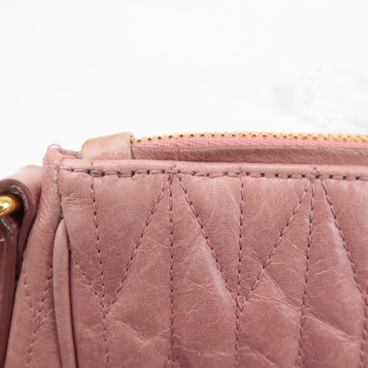 Leather Ribbon Gathered Shoulder Bag Pink