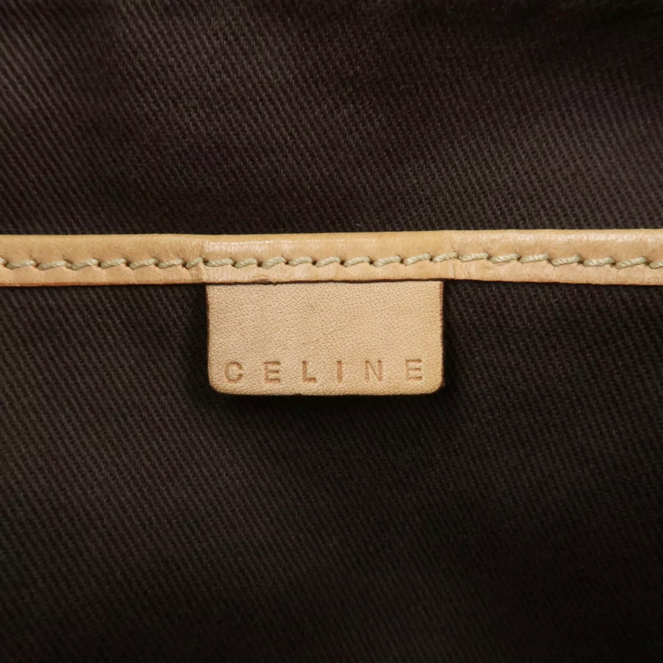 Celine Macadam Pochette