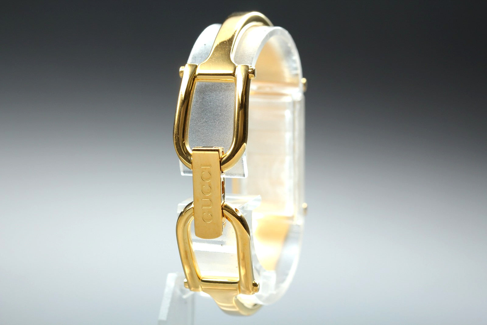 Gucci 1500L Wristwatch - Gold, Stainless Steel