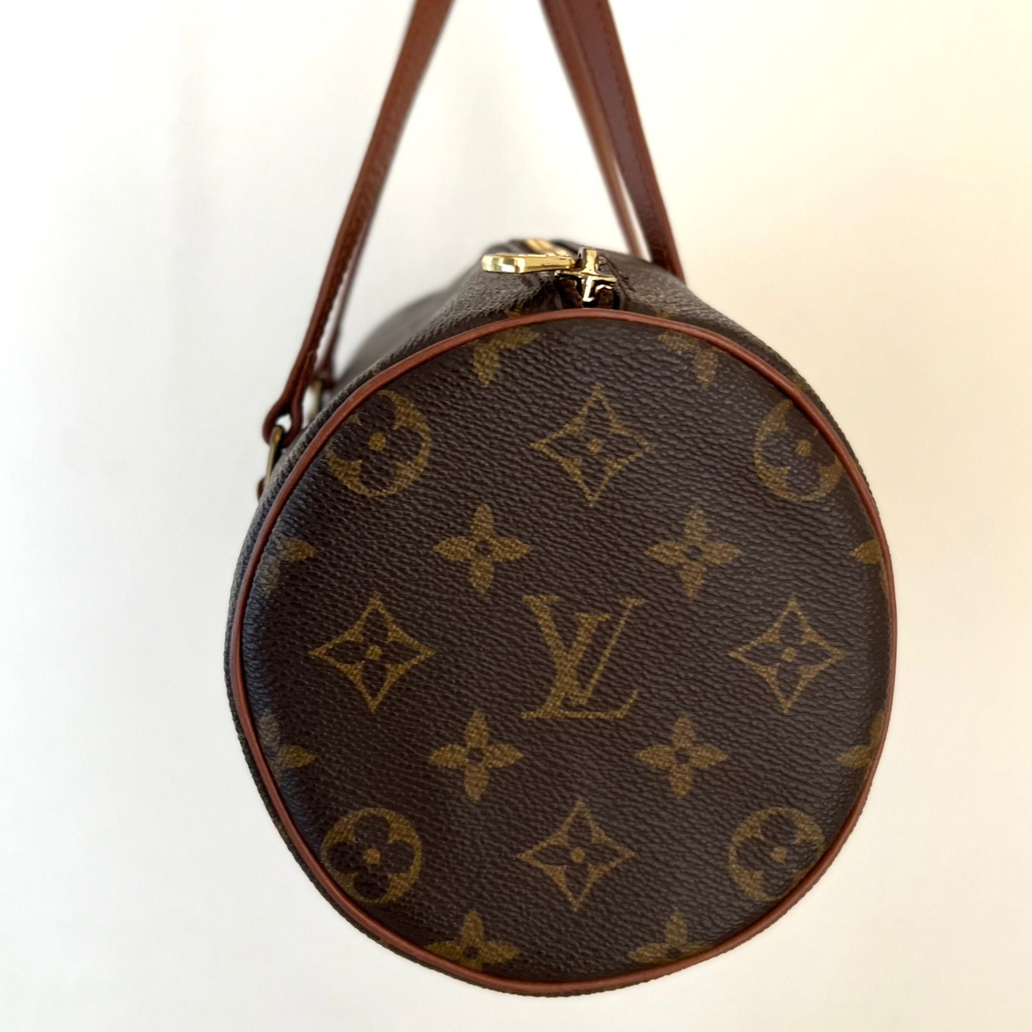 Louis Vuitton Papillon 26