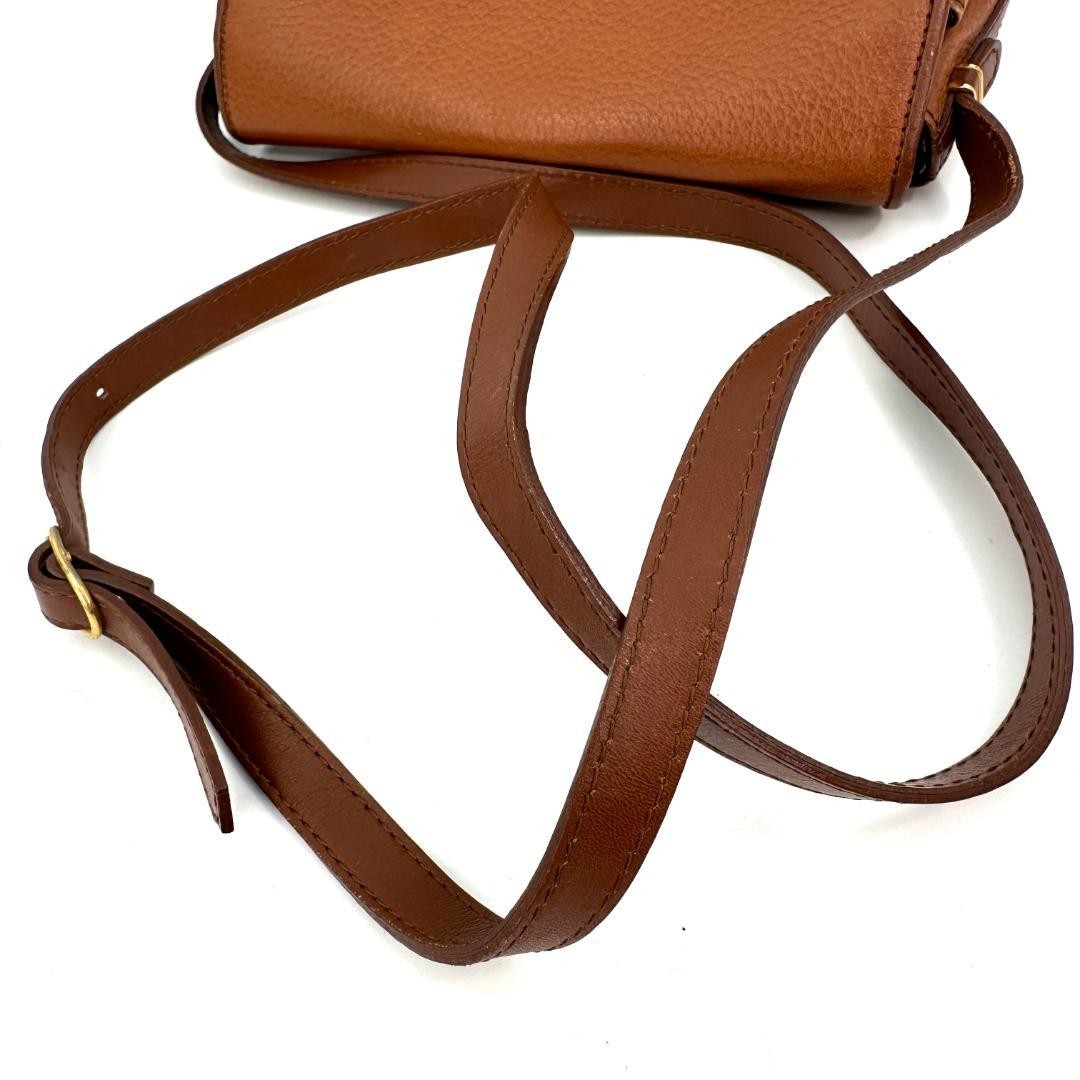 Burberry Vintage Shoulder Bag - Black, Leather