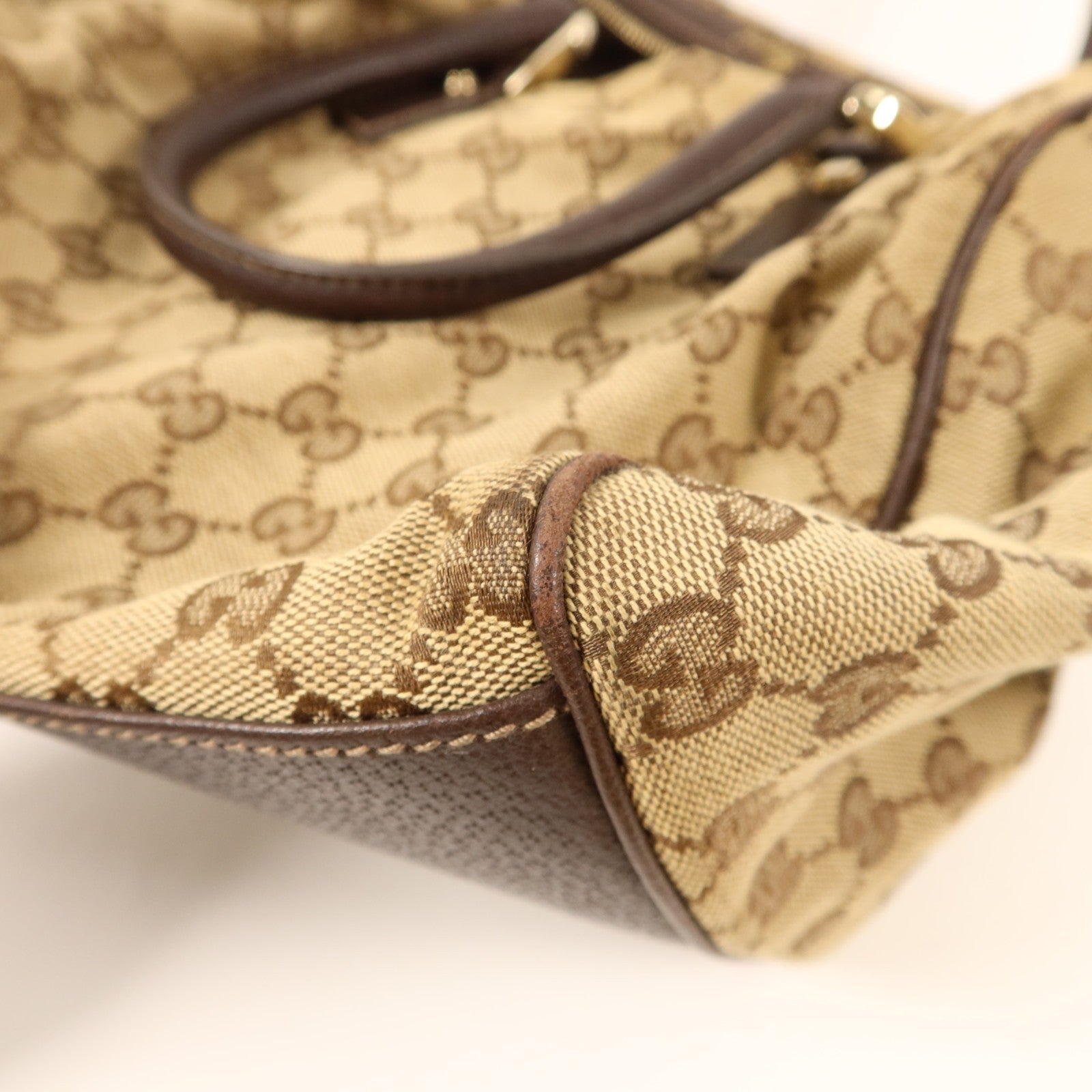 Gucci GG GHW Abbey Pocket Handbag - Brown, GG canvas