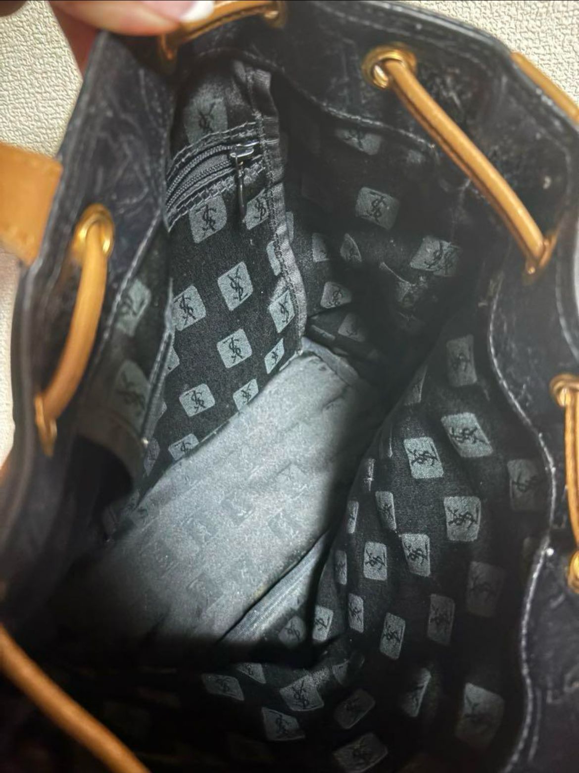 Saint Laurent Bucket 