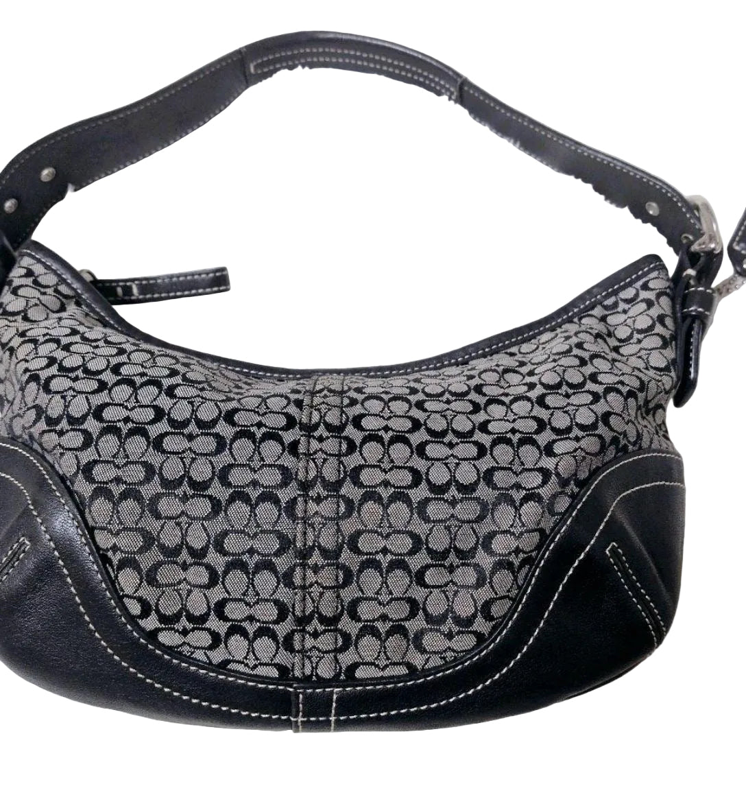 Coach Signature Black& Great shoulder bag