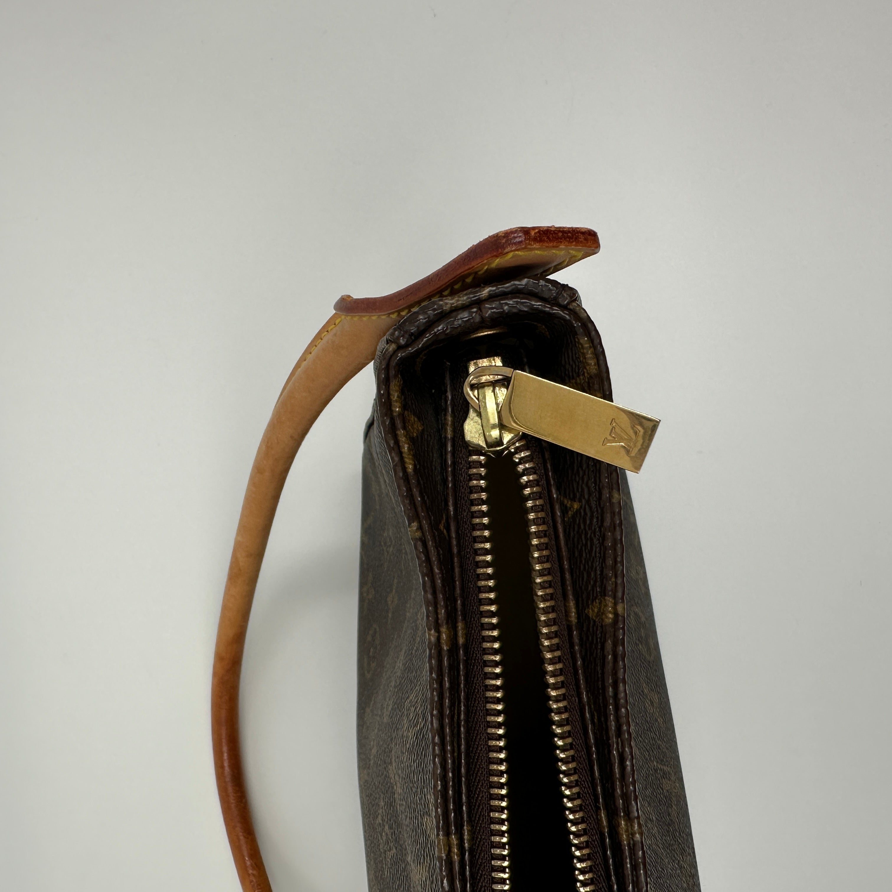 Monogram Looping MM Shoulder Bag