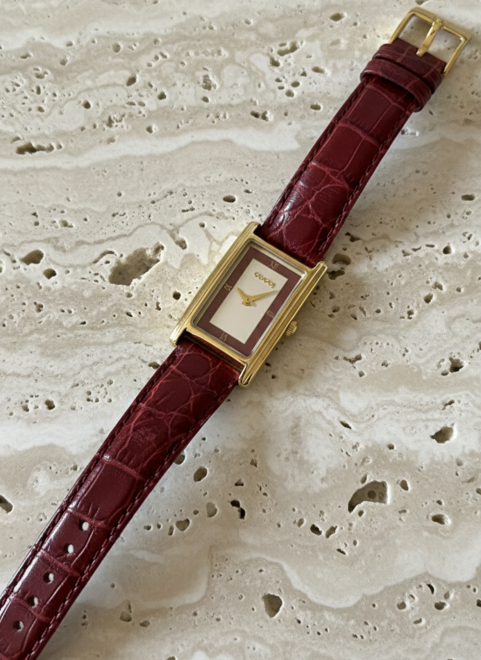 Vintage GUCCI 2600L 19mm Red Gold Quartz Women's Watch