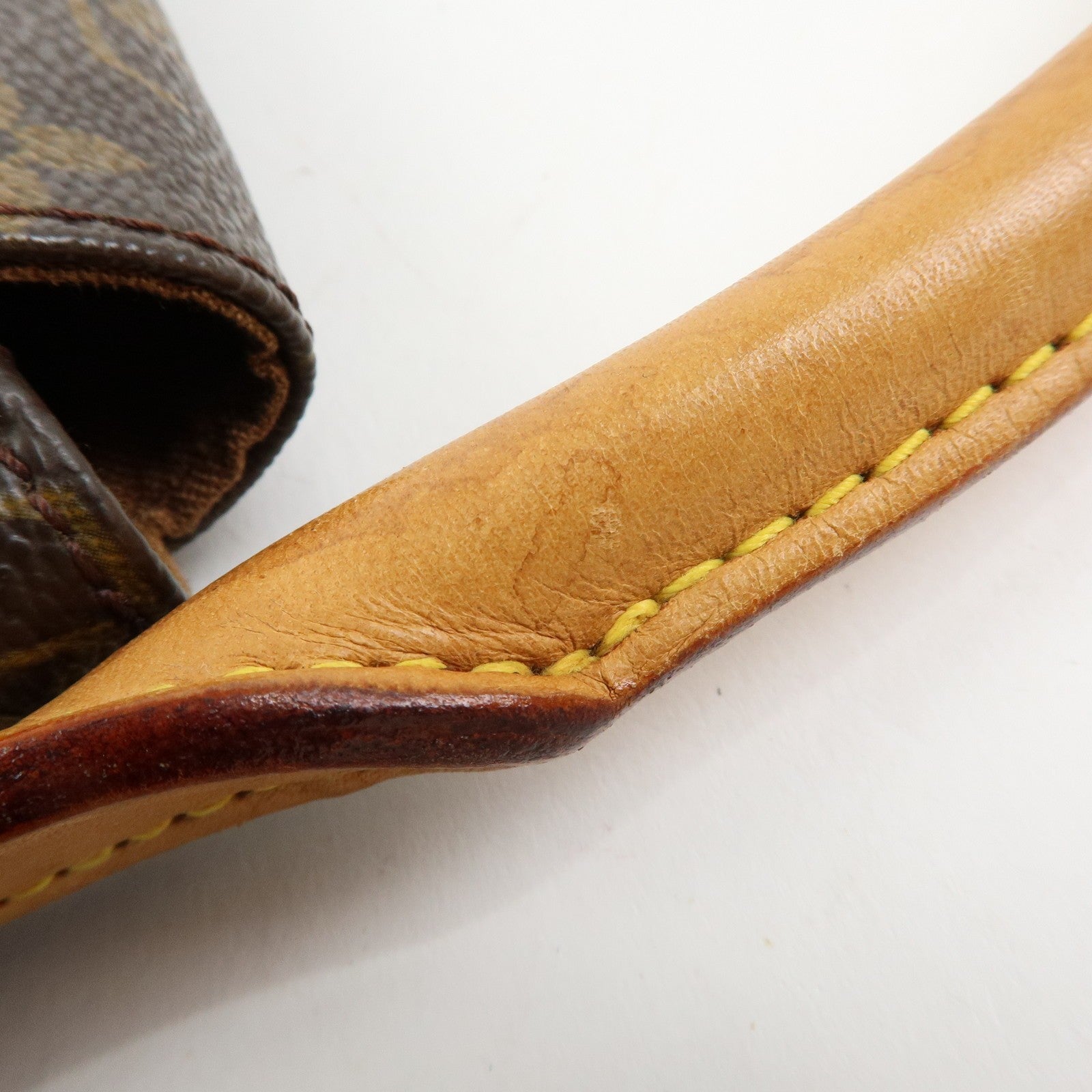 Louis Vuitton Mini Looping Shoulder Bag - Brown, Monogram Canvas- סופר מבוקש!