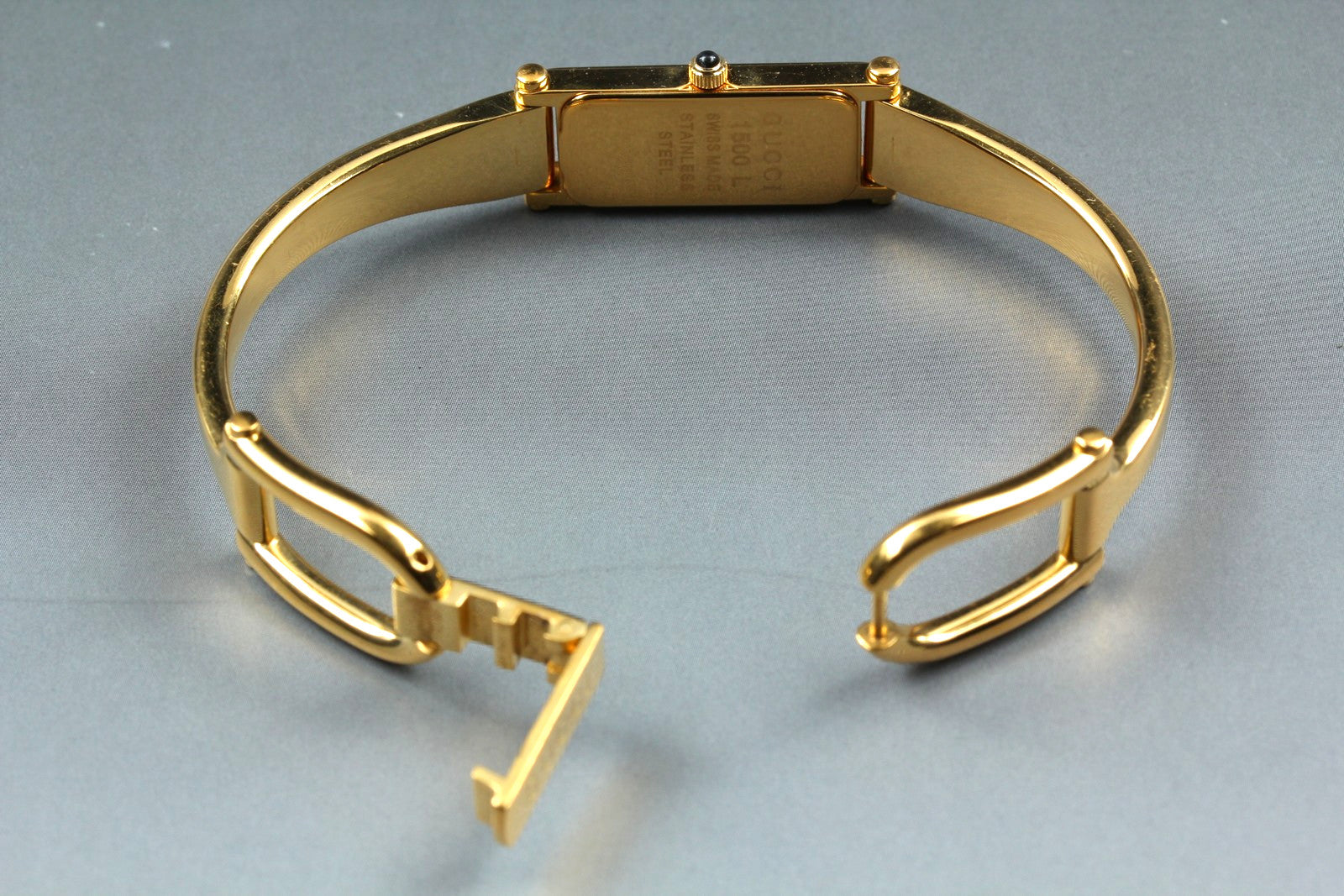 Gucci 1500L Wristwatch - Gold, Stainless Steel