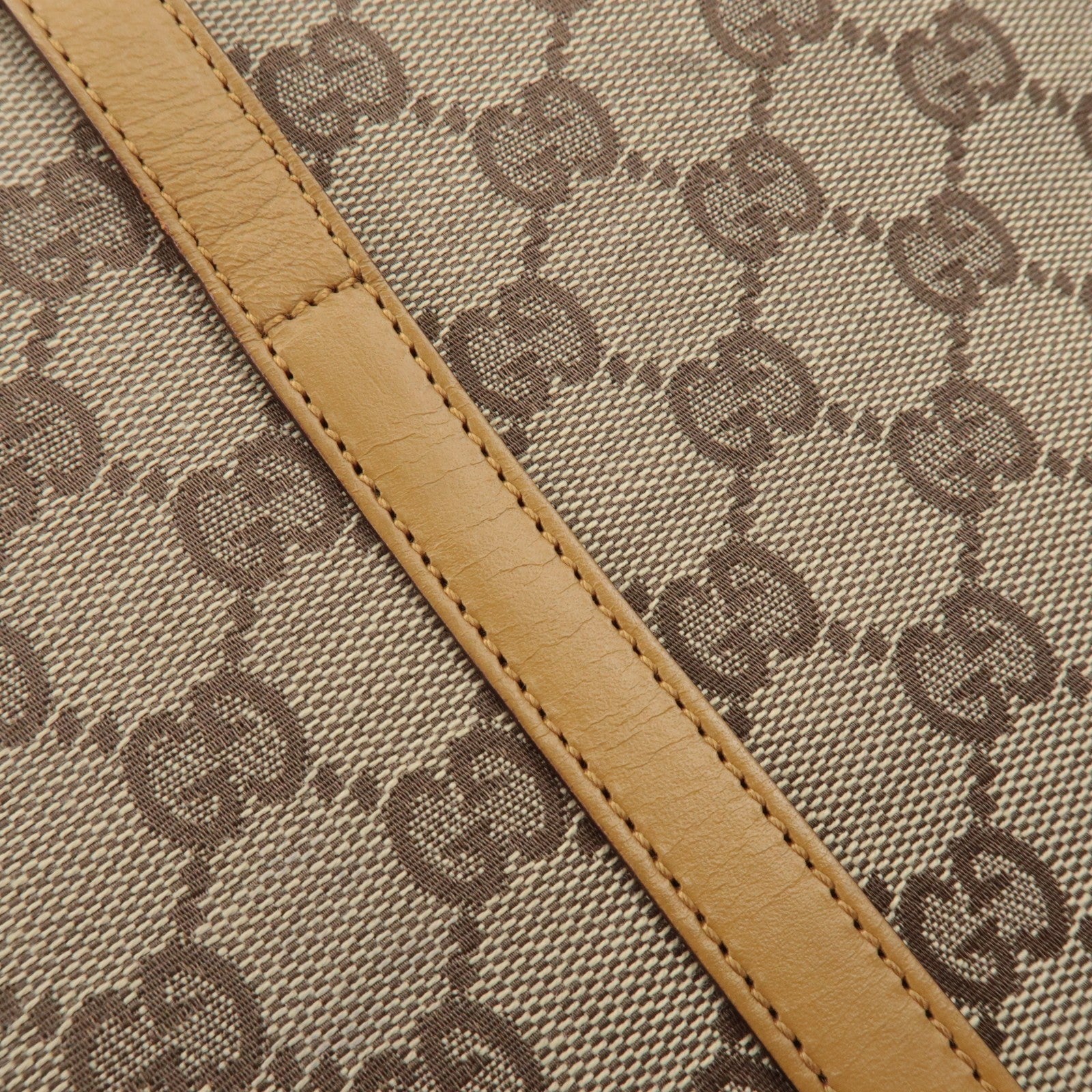 GUCCI Shoulder Bag - Black, Canvas