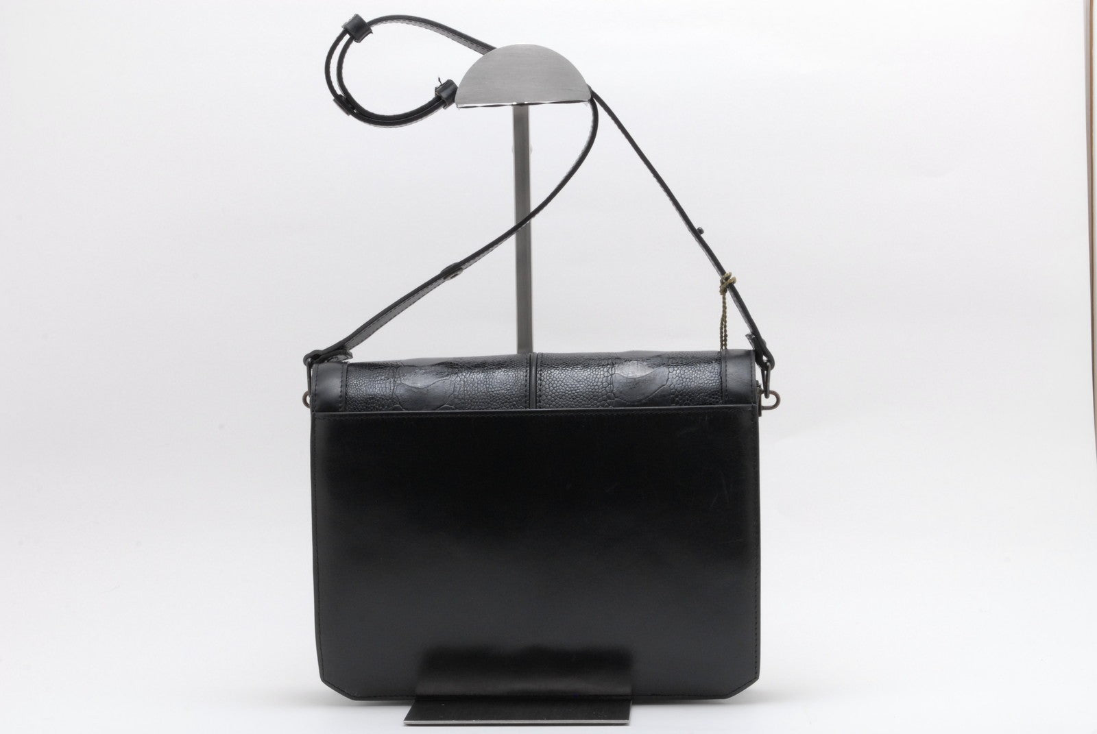 Saint Laurent YSL Envelope Shoulder Bag - Black, Leather