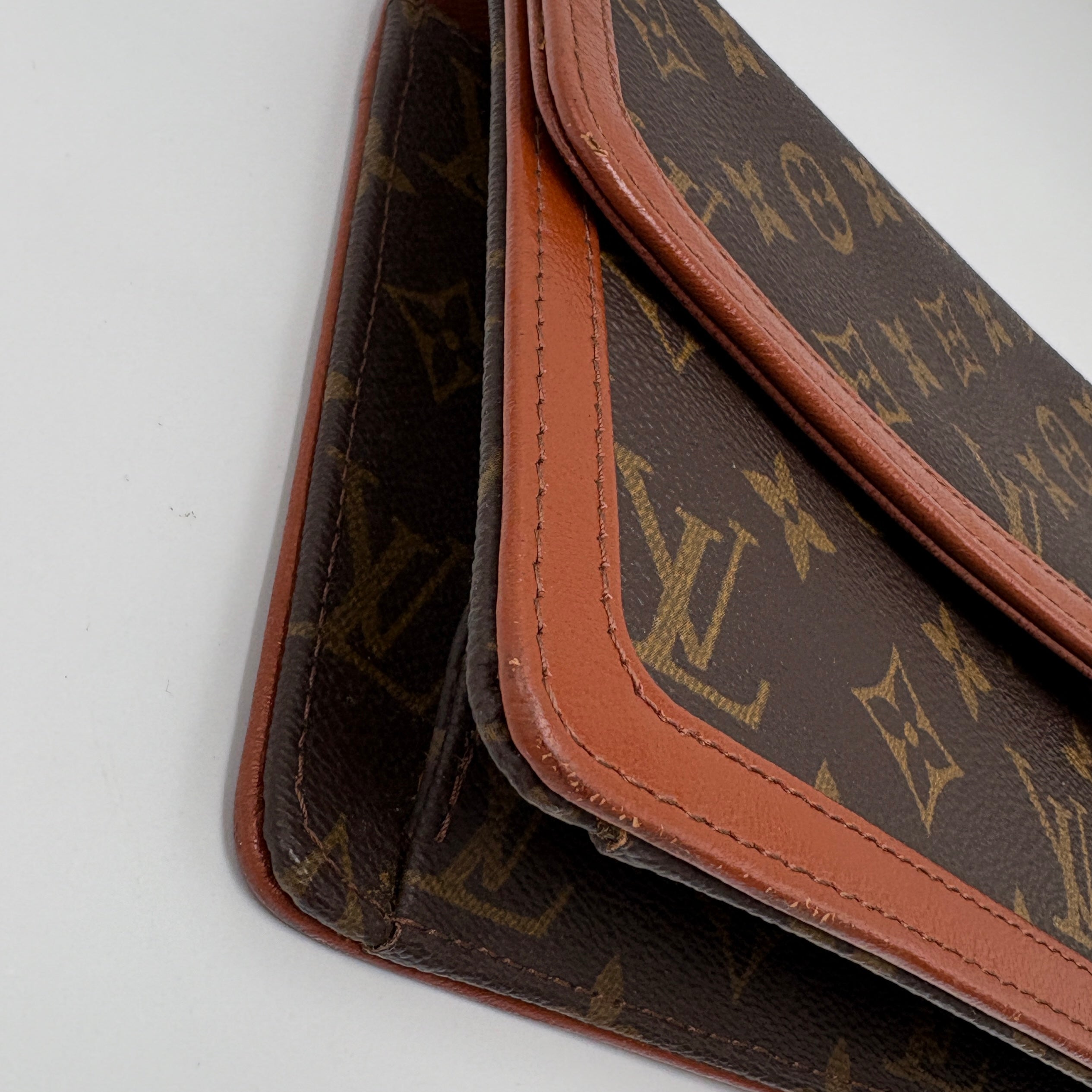 Louis Vuitton Monogram Pochette Dame GM Clutch Bag